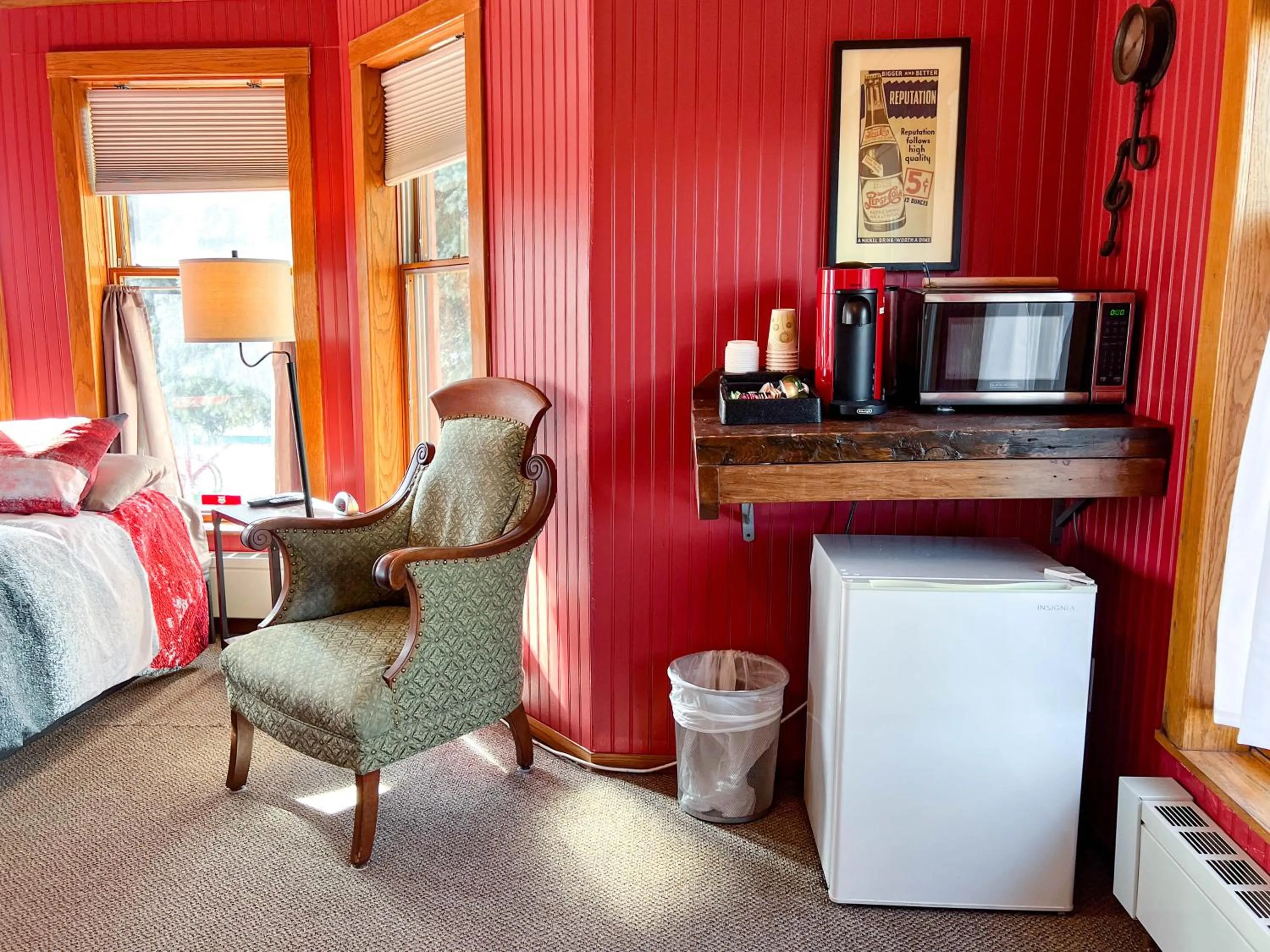 minibar in Endion Inn