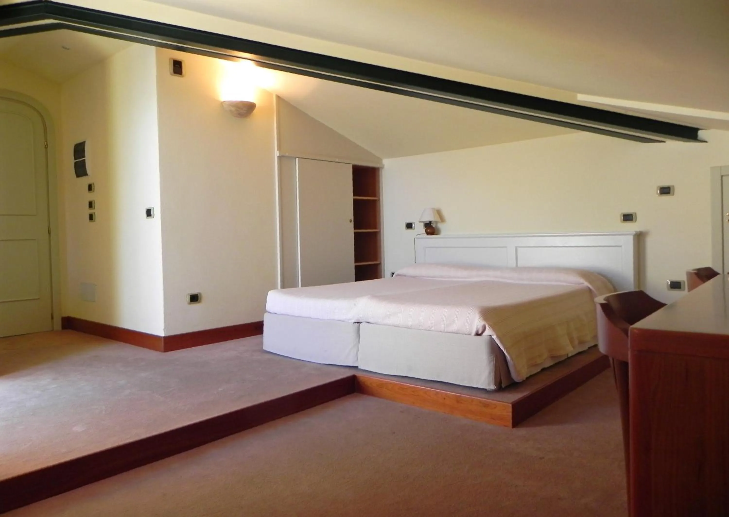 Decorative detail, Bed in Relais San Rocco