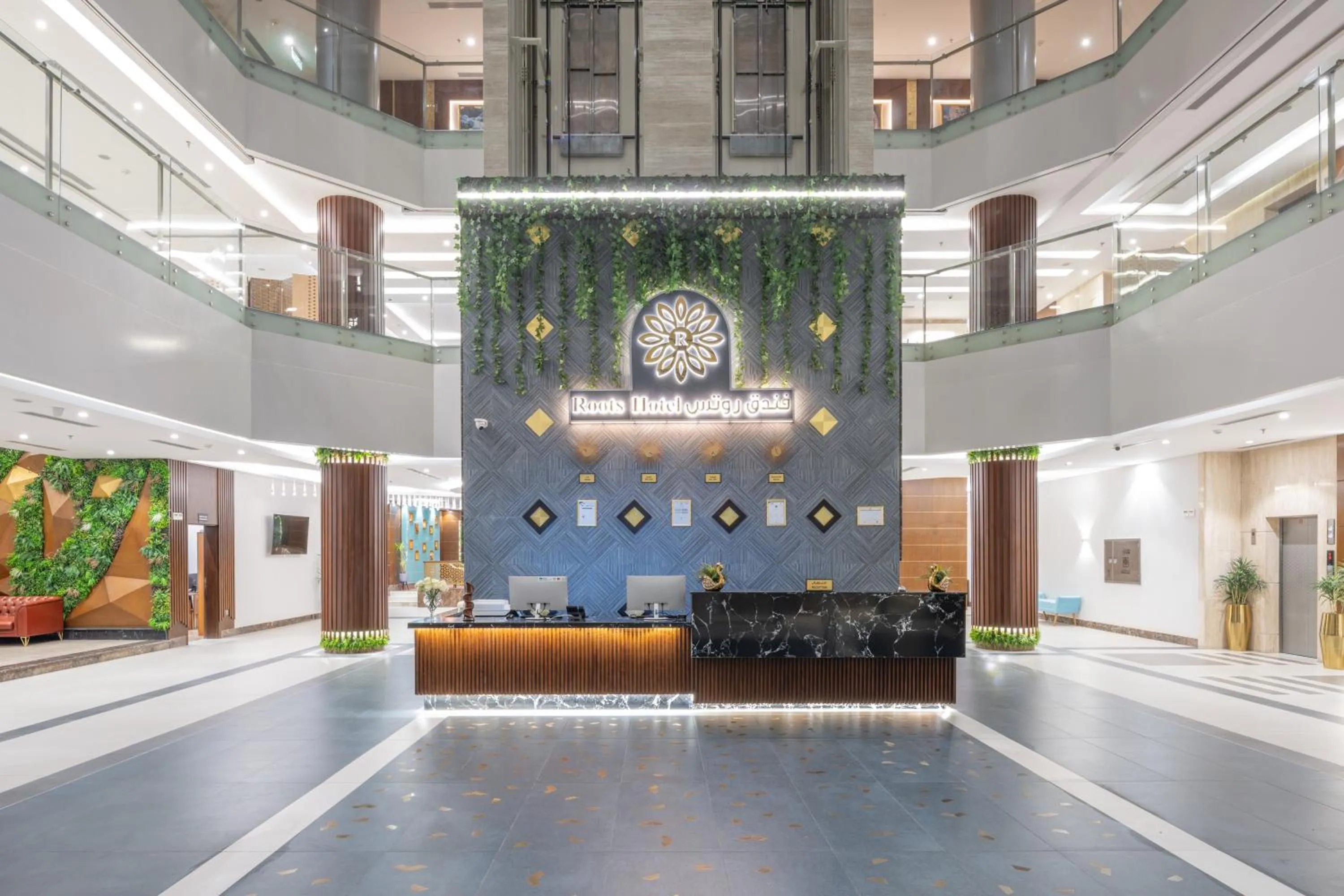 Facade/entrance in Roots Hotel