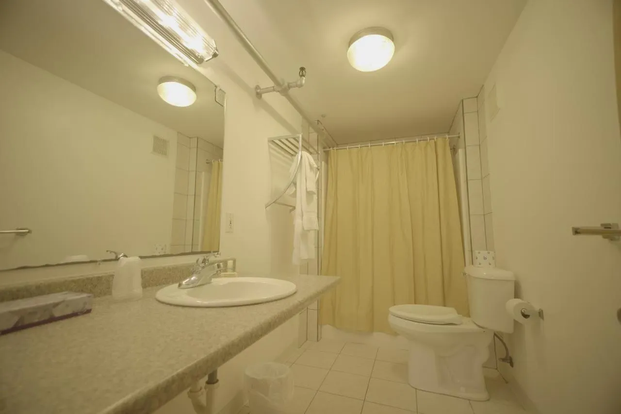 Betty Doon Motor Hotel