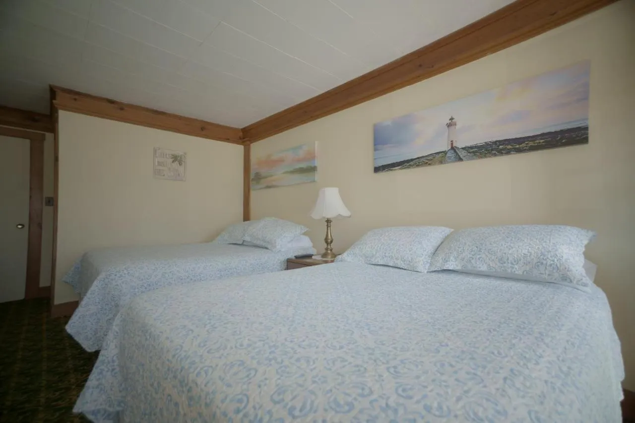 Betty Doon Motor Hotel