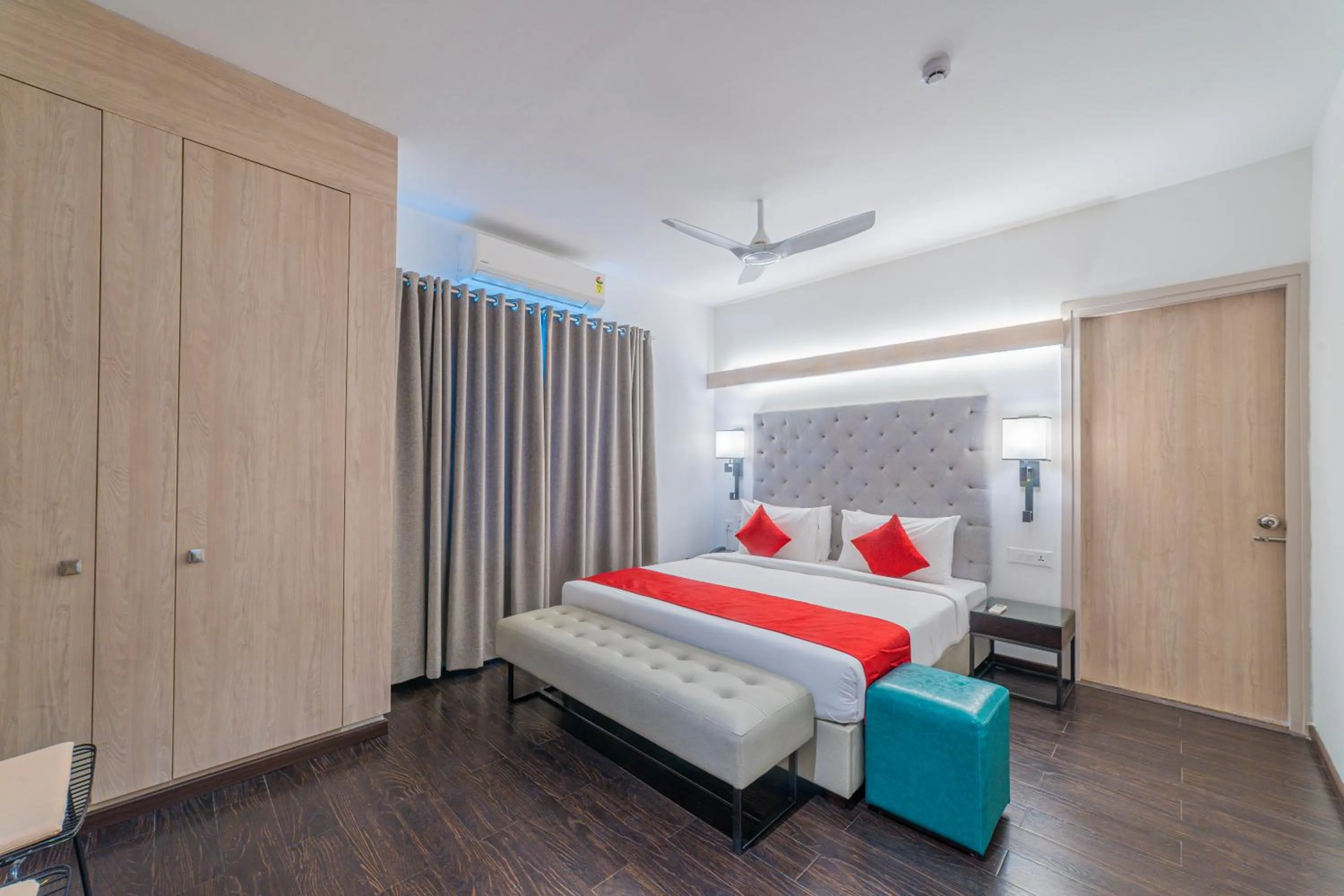 Bedroom, Bed in Hotel Deccan Serai Grande, Gachibowli, Hyderabad