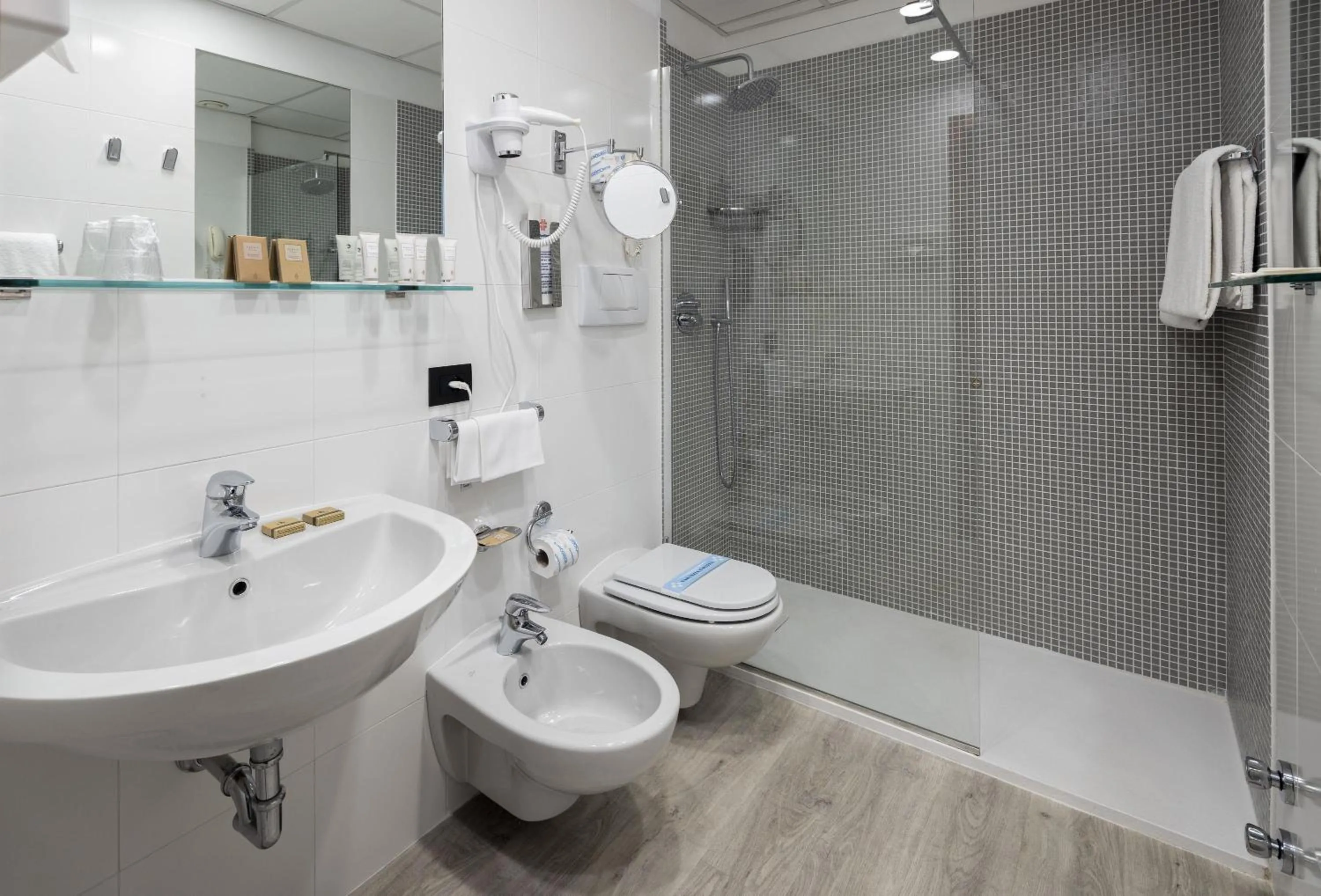 Bathroom in Best Western Regina Elena