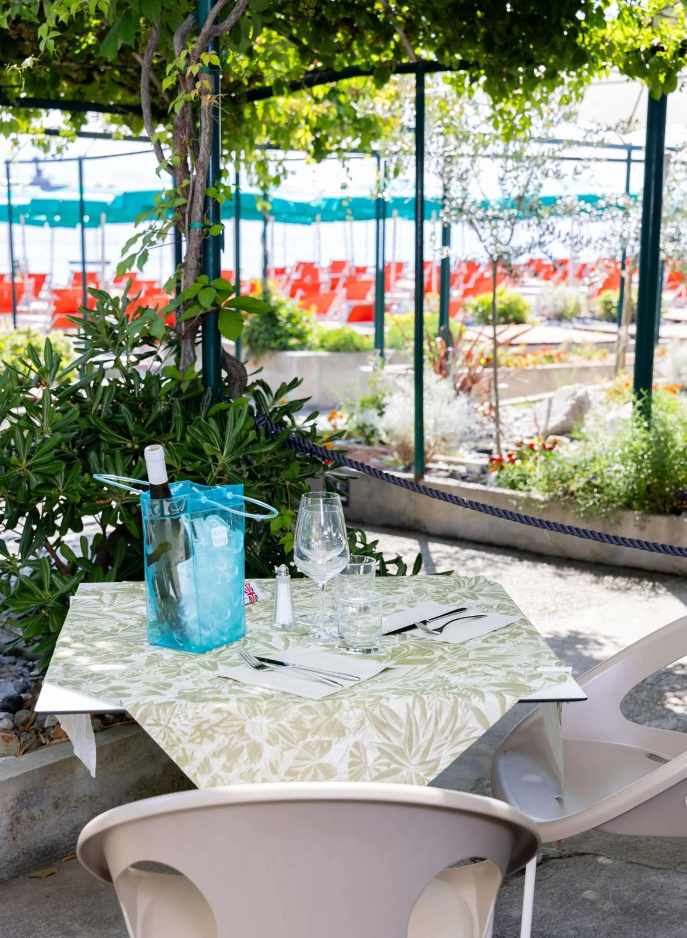 Restaurant/places to eat in Best Western Regina Elena