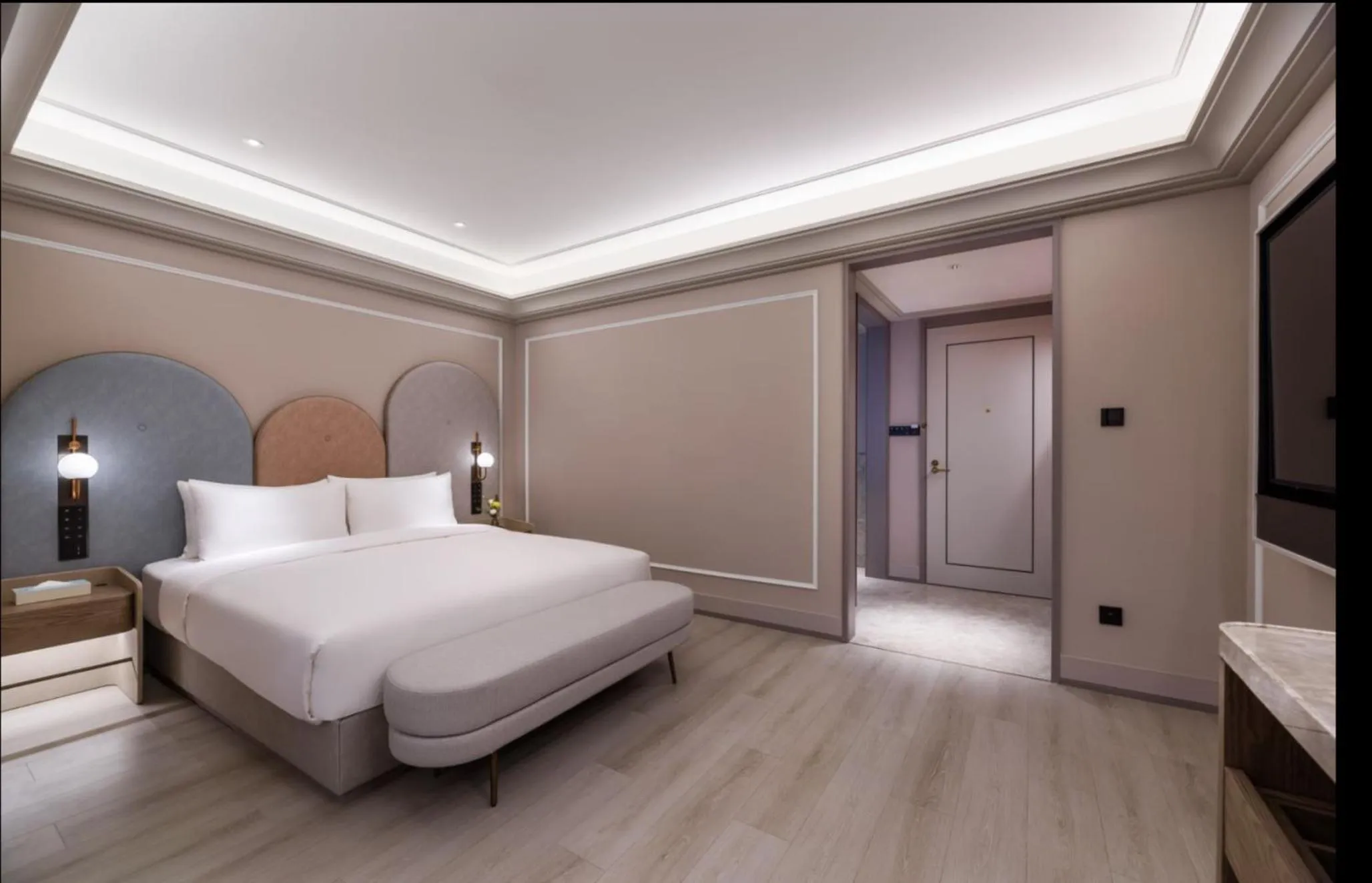 Bedroom, Bed in Mercure Shanghai Jinqiao