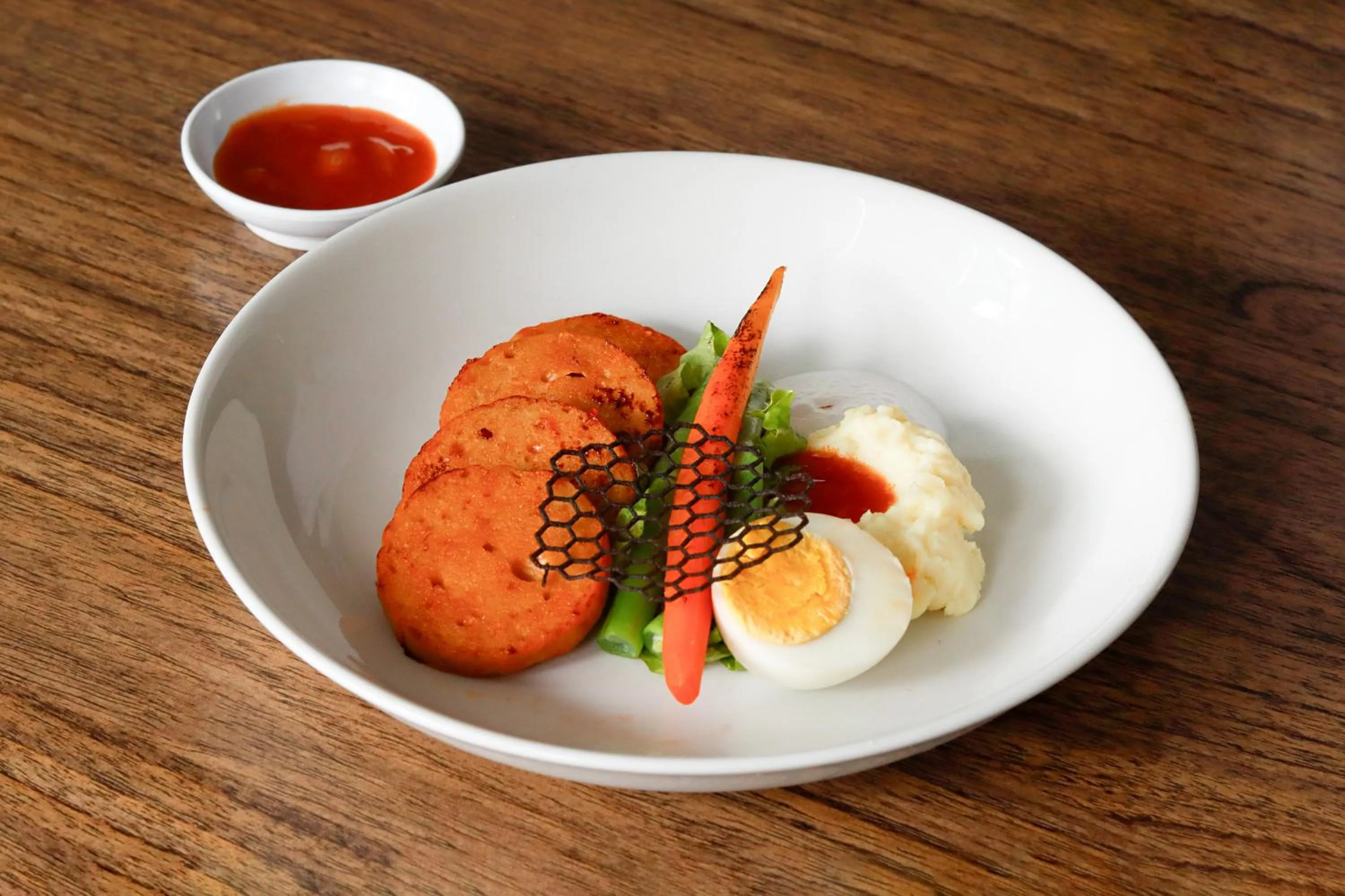 Restaurant/places to eat in Next Hotel Yogyakarta