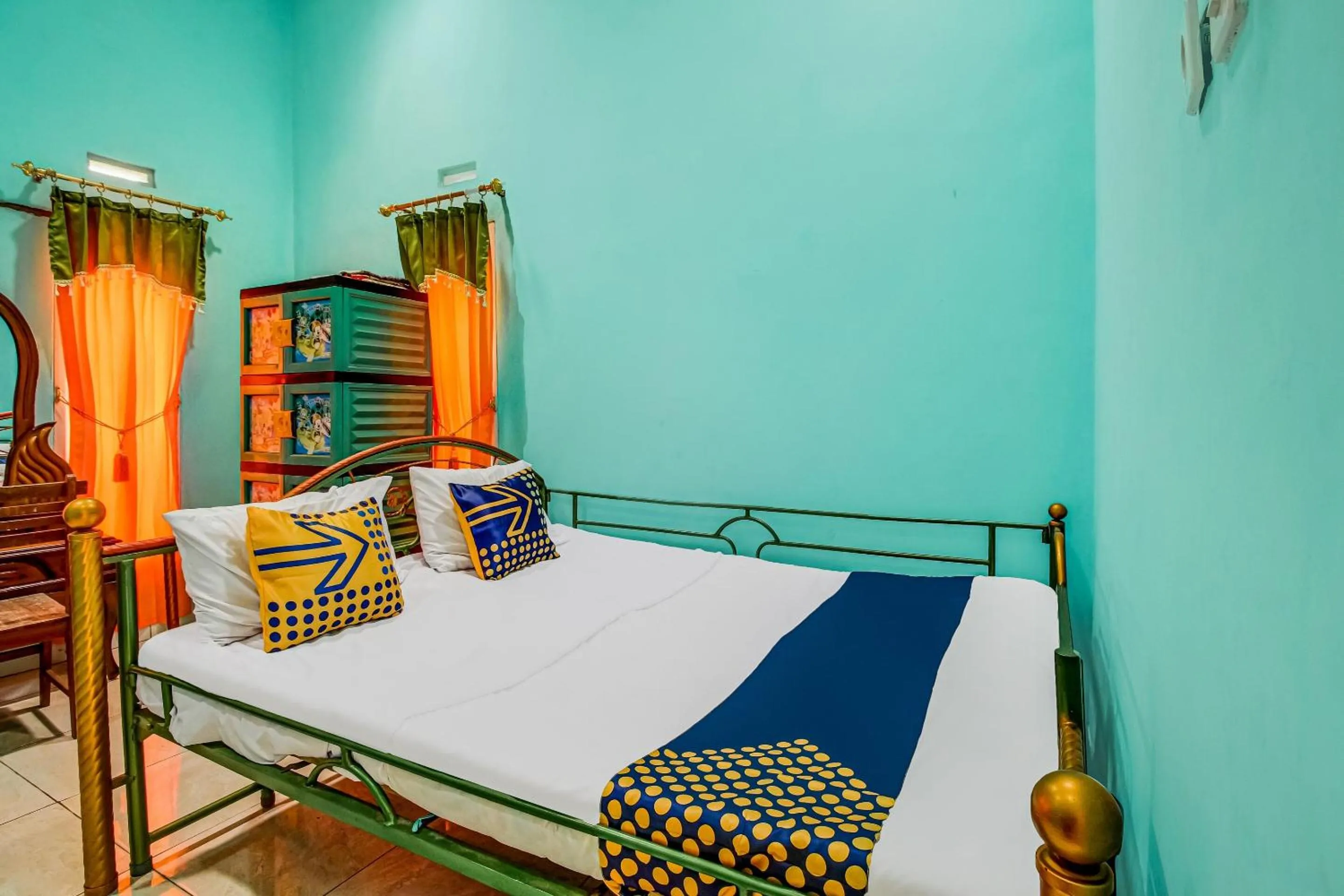 Bedroom, Bed in Hotel O Desa Wisata Bangunharja