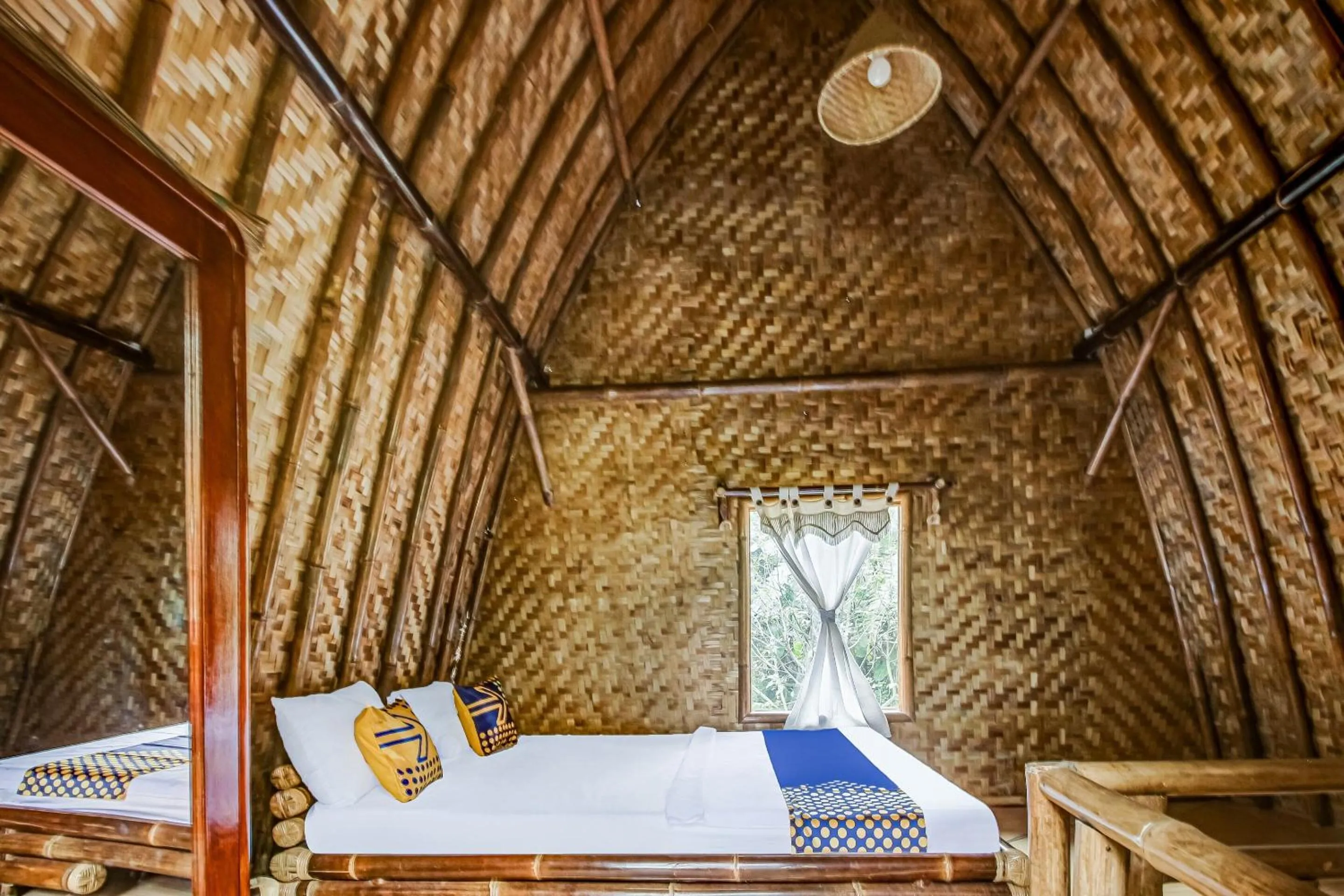 Bedroom, Bed in Hotel O Desa Wisata Bangunharja