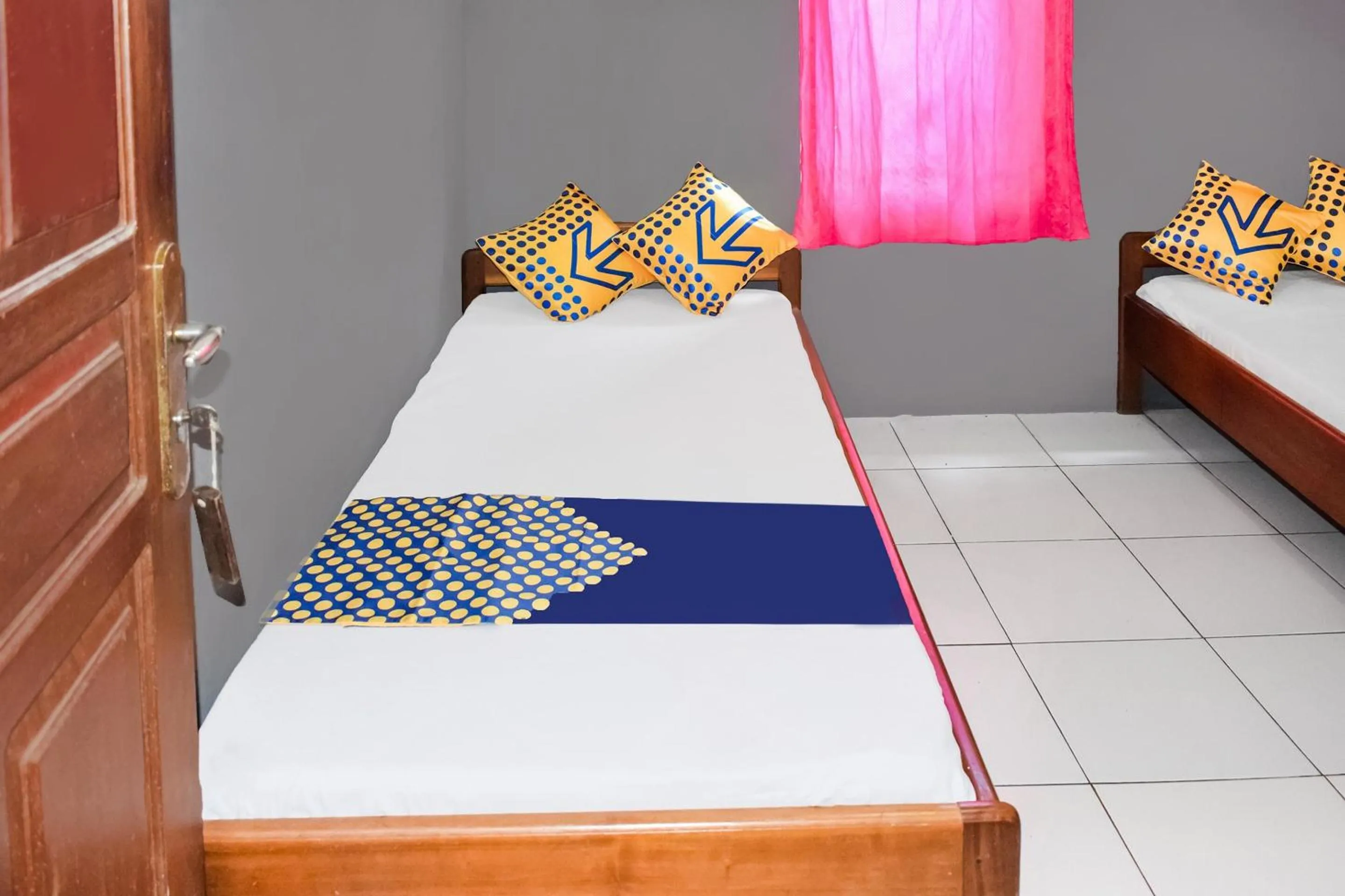 Bedroom, Bed in Hotel O Penginapan Widodo