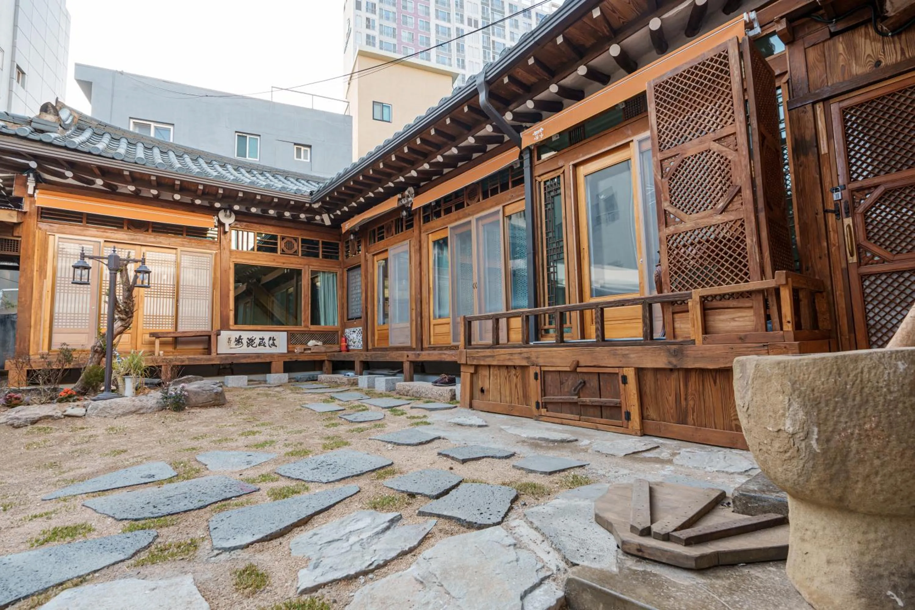 Aega Hanok Guesthouse