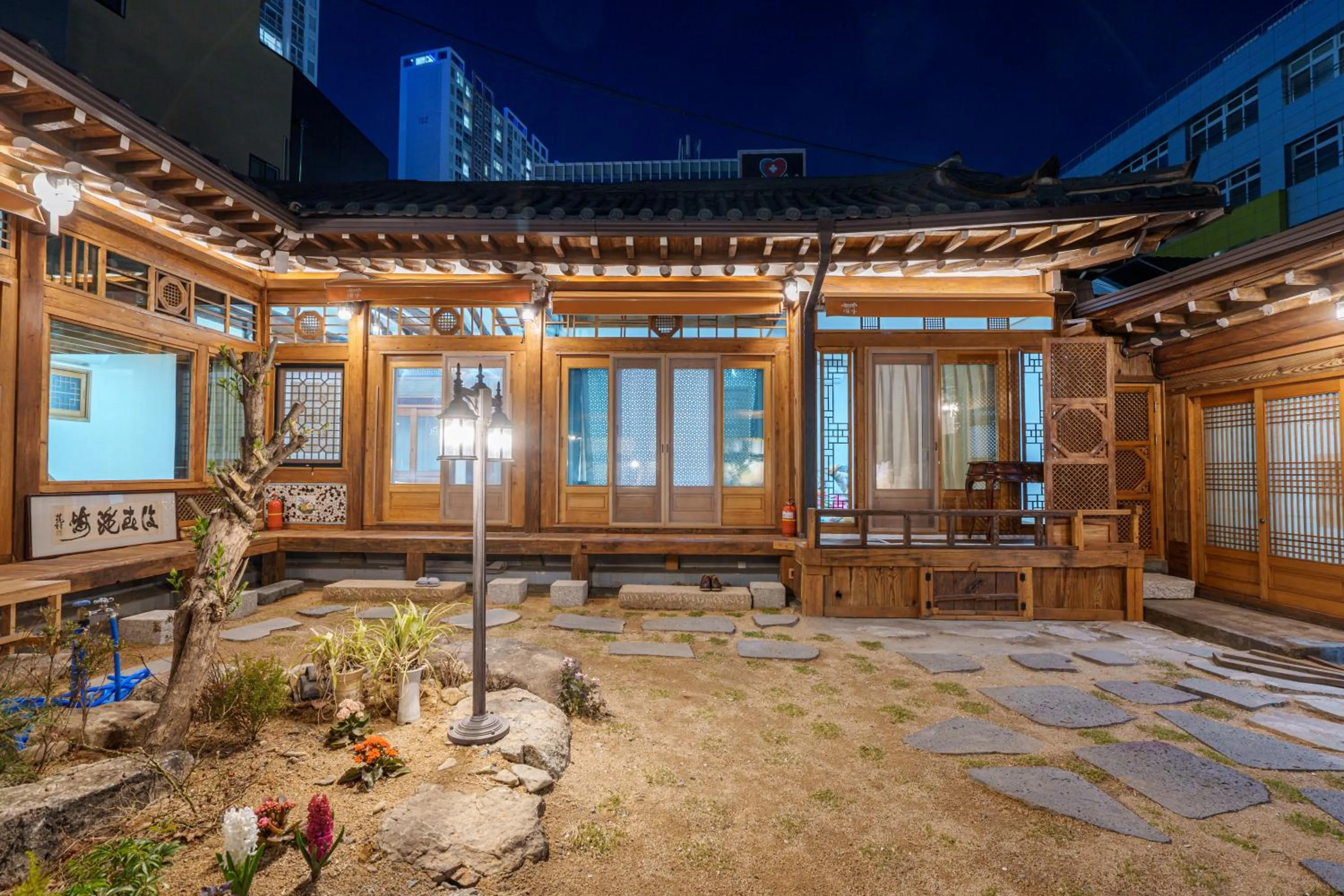 Aega Hanok Guesthouse