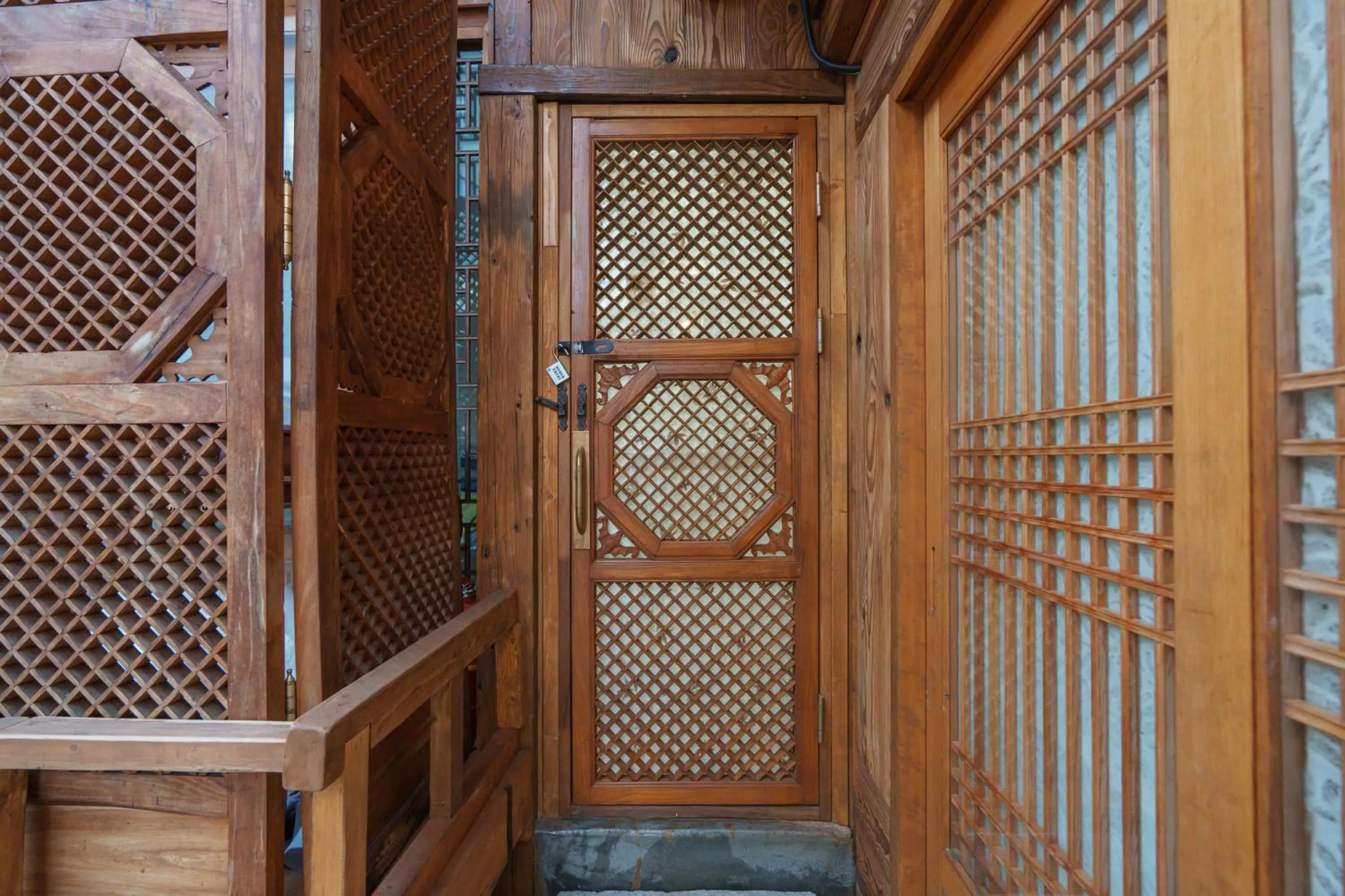 Aega Hanok Guesthouse