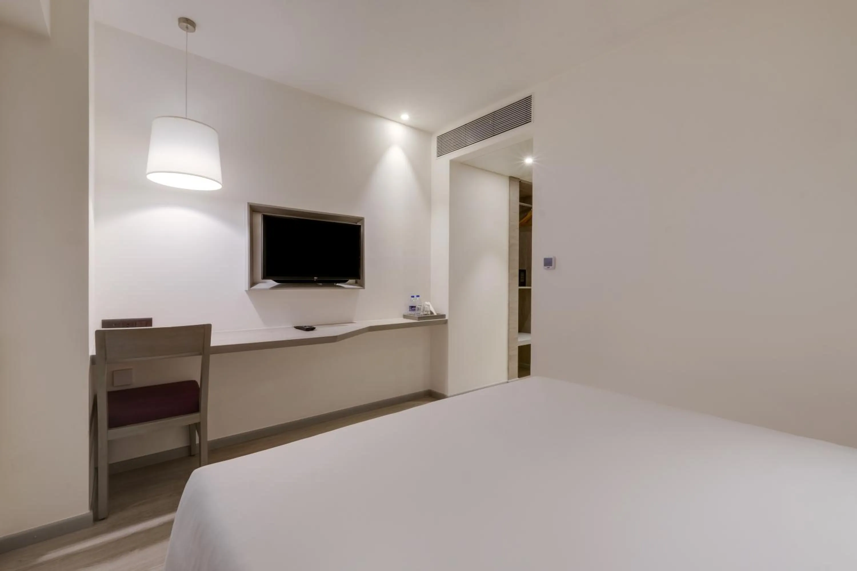 Bed in 7 Apple Hotel Mahape, Navi Mumbai