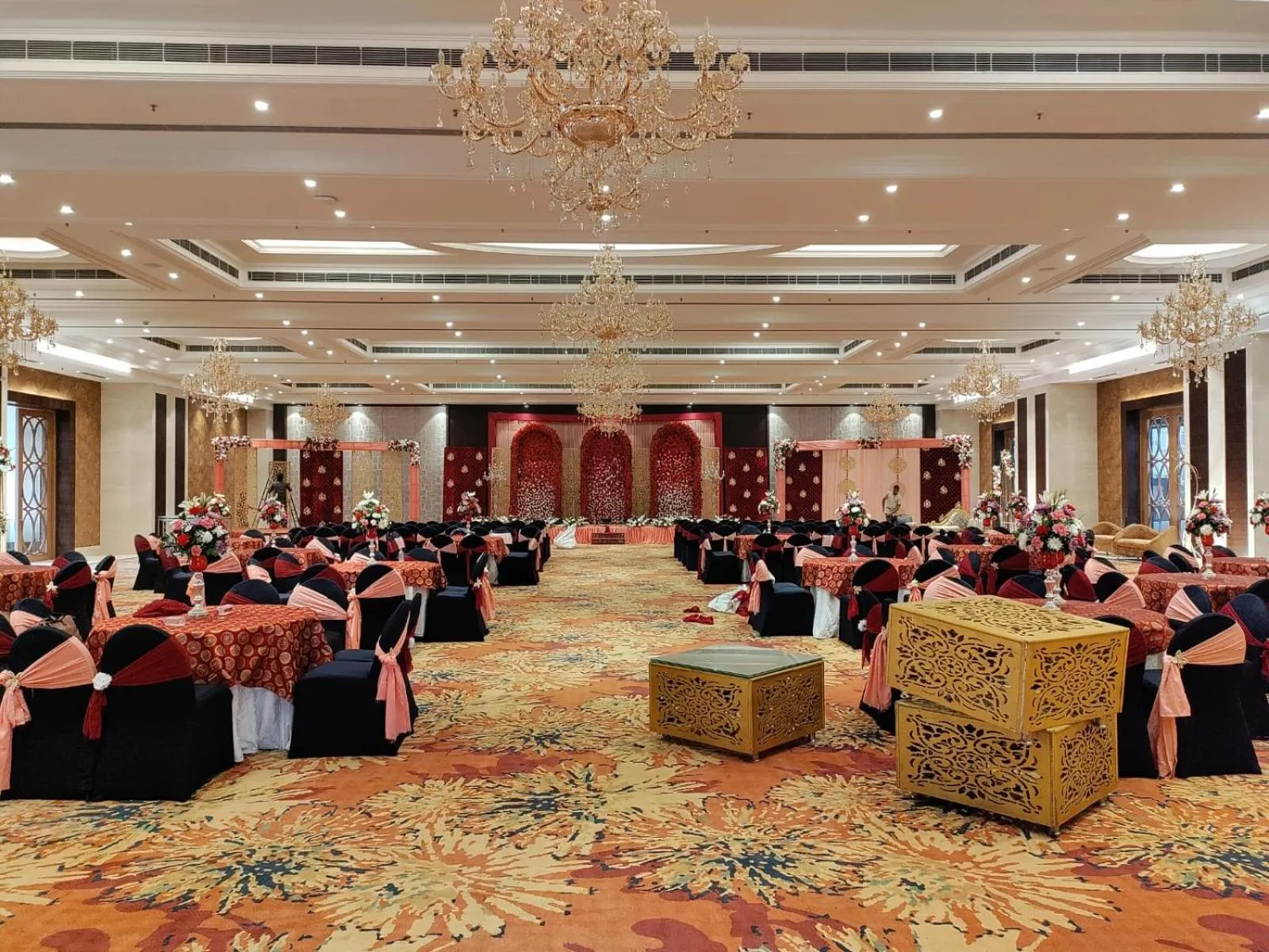 Banquet/Function facilities in Damson Plum