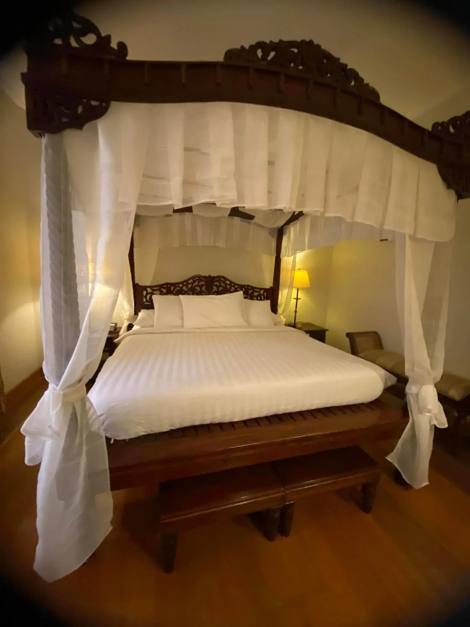 Bed in Hotel Salcedo De Vigan