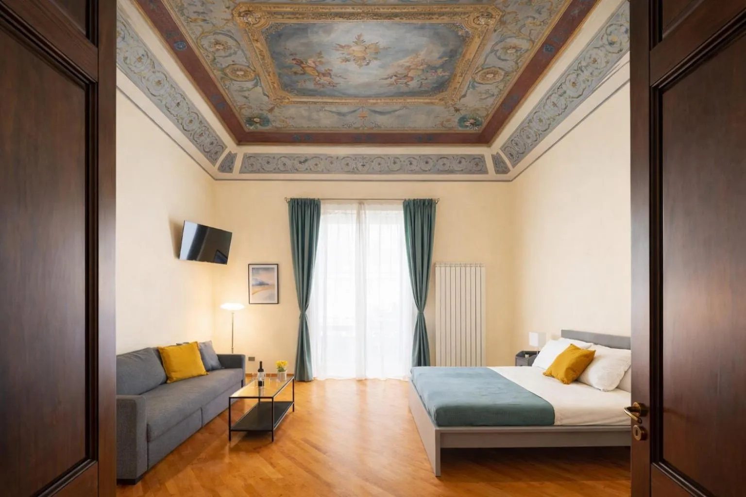 Bed in Open Sicily Residence - Central Apartments Near Quattro Canti