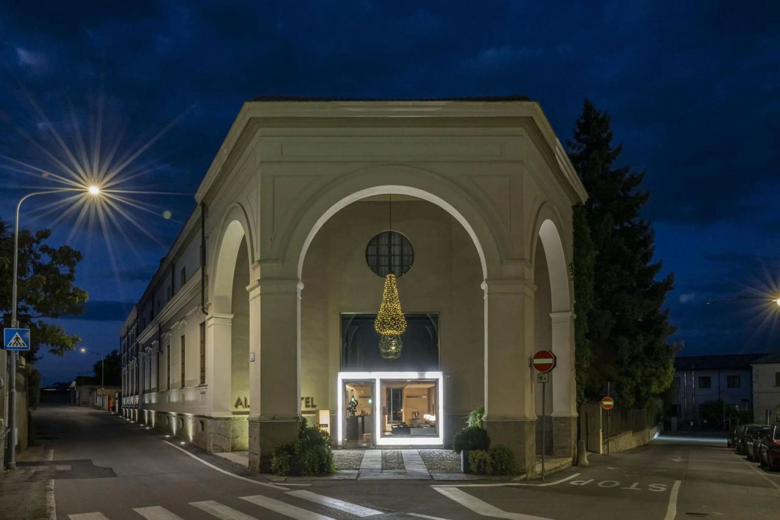 Alter Hotel
