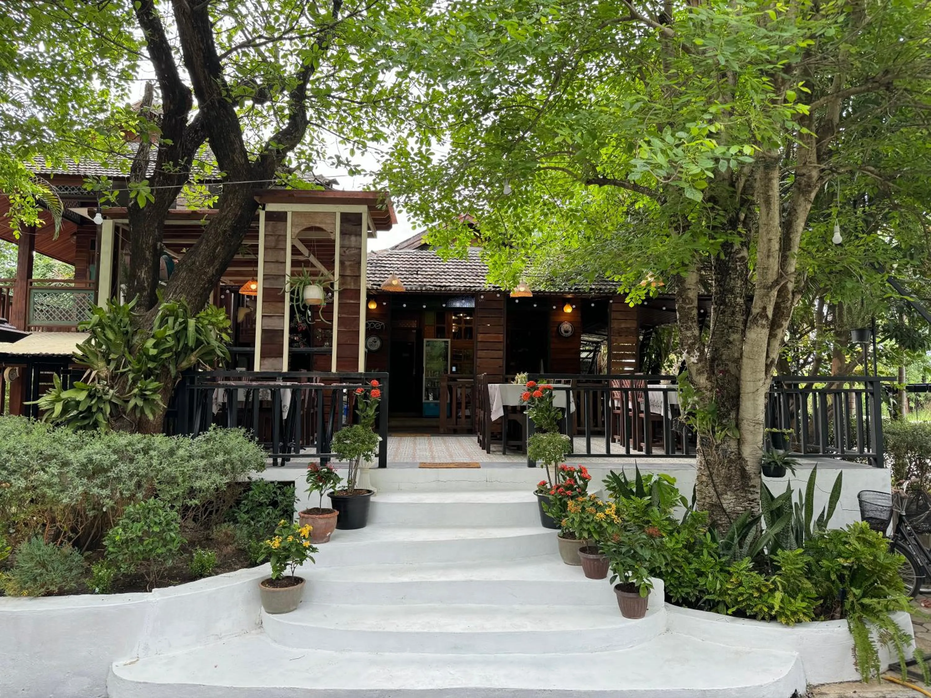 Coffee/tea facilities in Chiang Mai Las Orquideas Resort