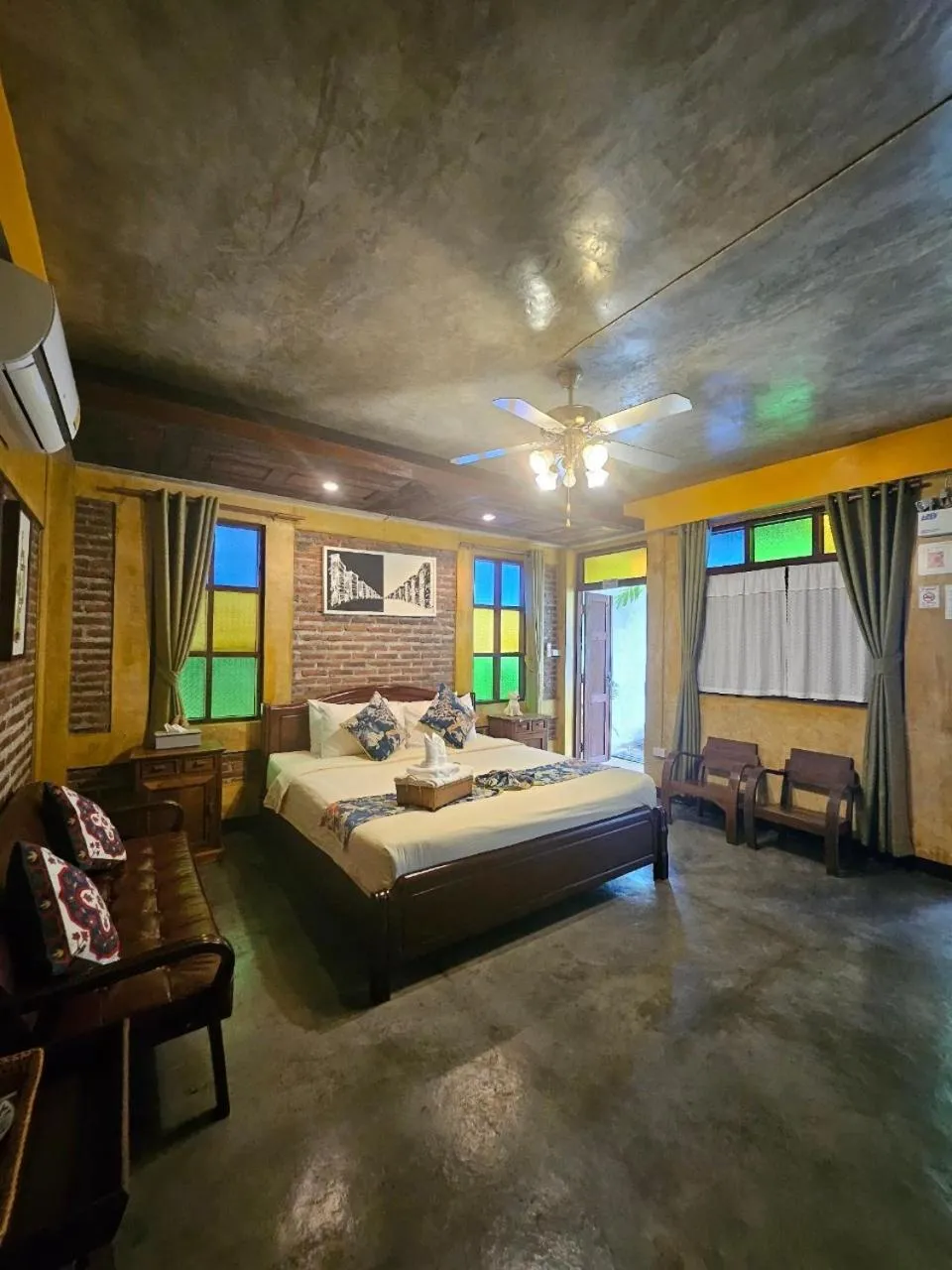 Photo of the whole room, Bed in Chiang Mai Las Orquideas Resort