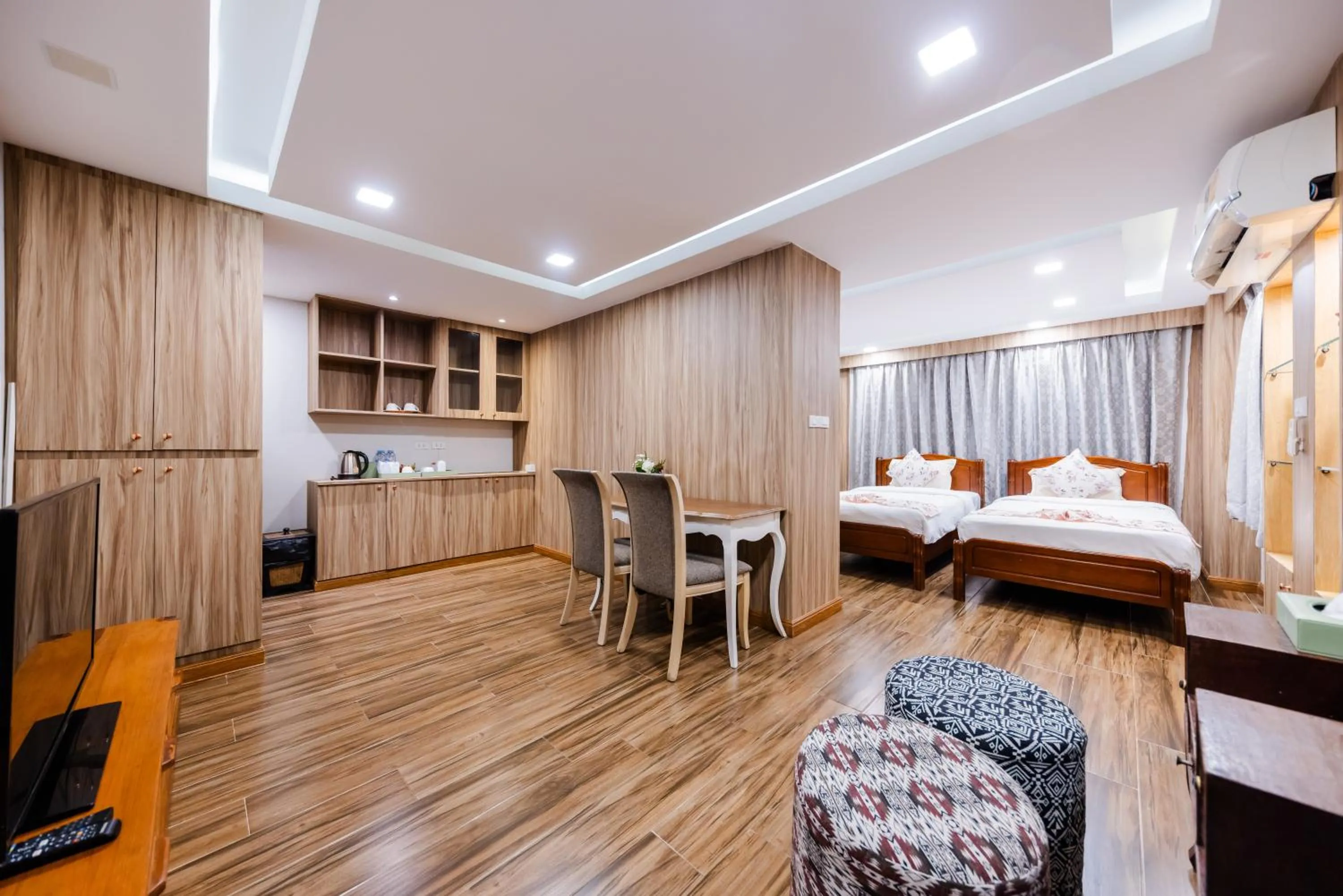 Living room, Bed in Teewana Resort Chiang Mai