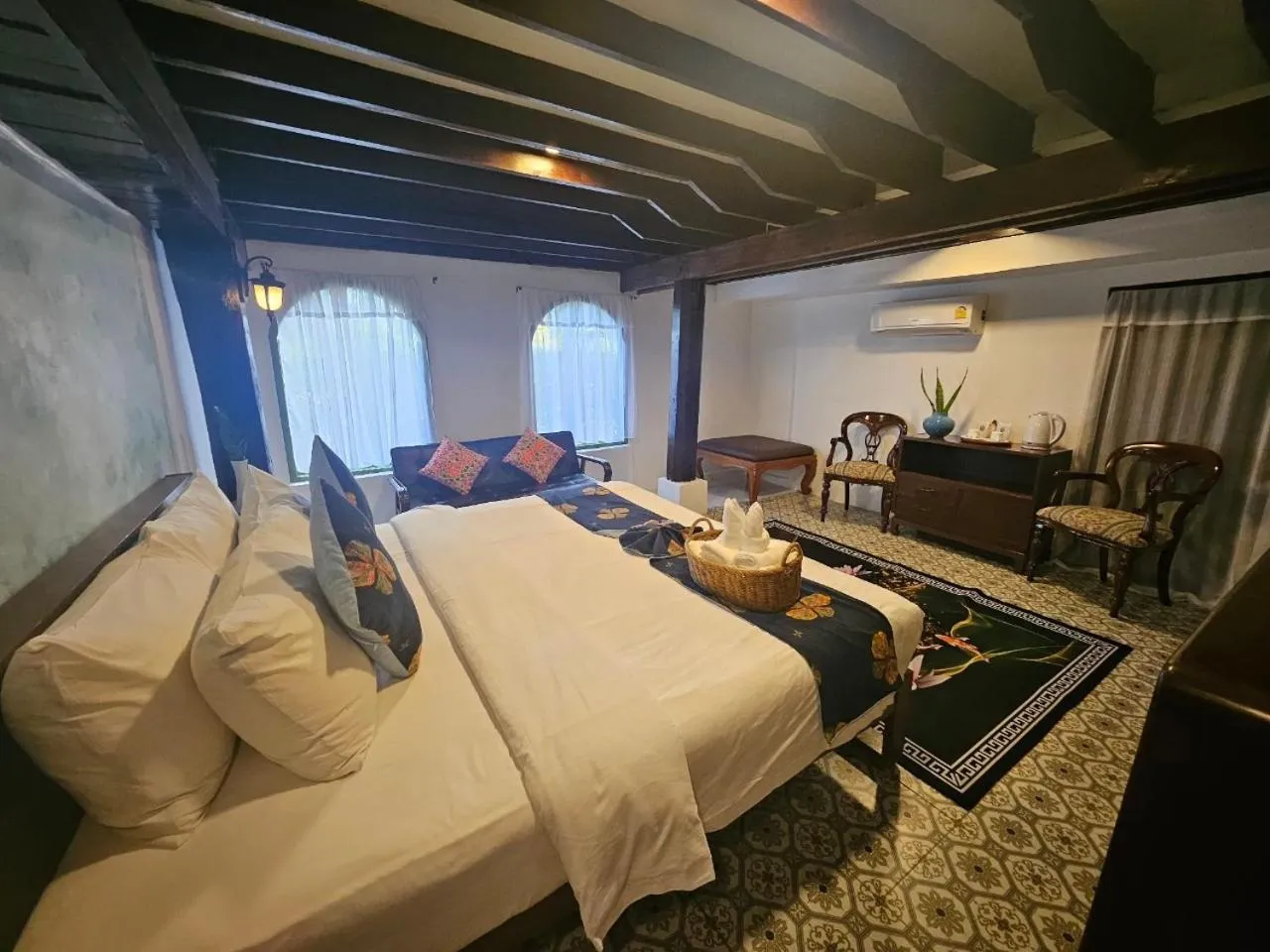 Photo of the whole room, Bed in Chiang Mai Las Orquideas Resort