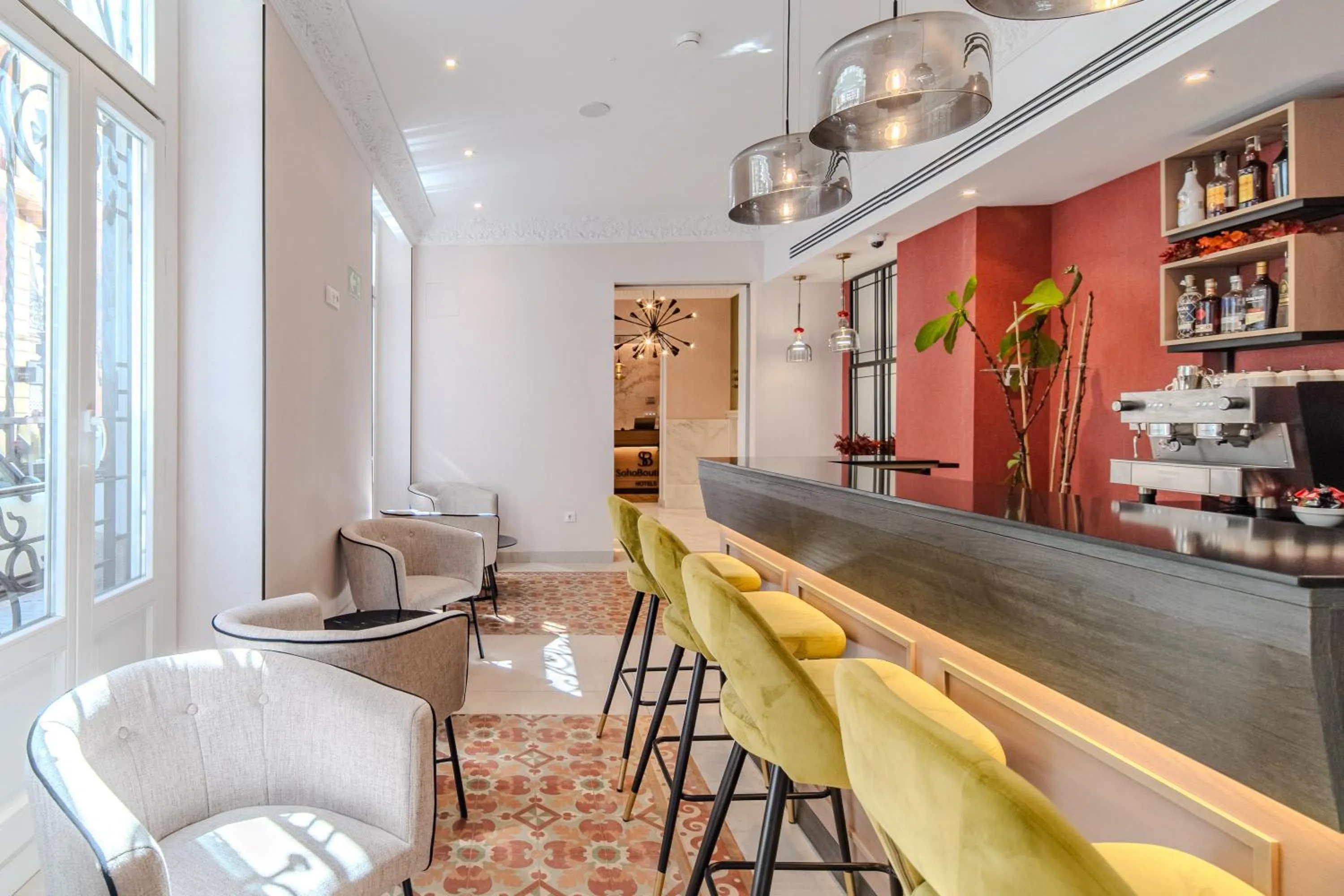 Lounge or bar in Soho Boutique Turia