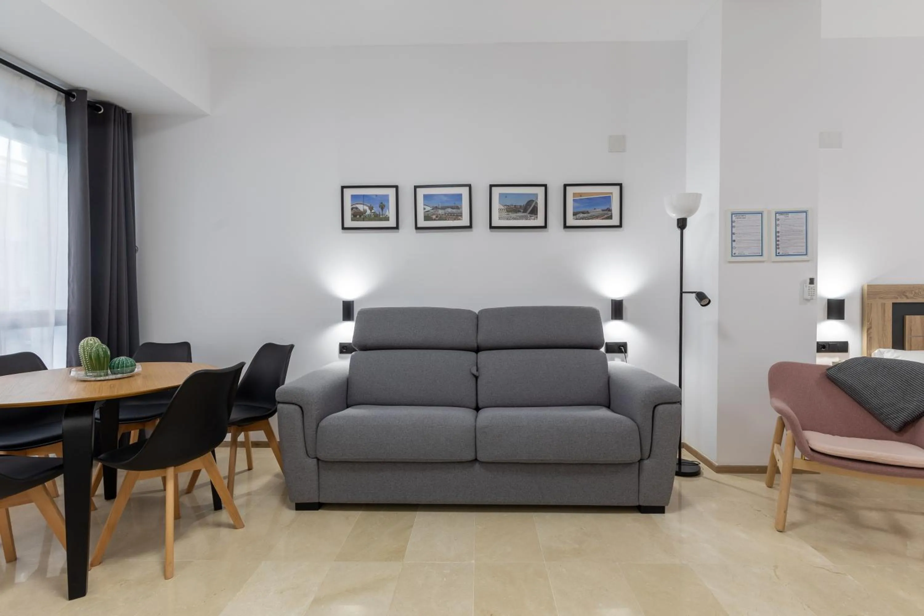 Seating area in Travel Habitat La Marina Real