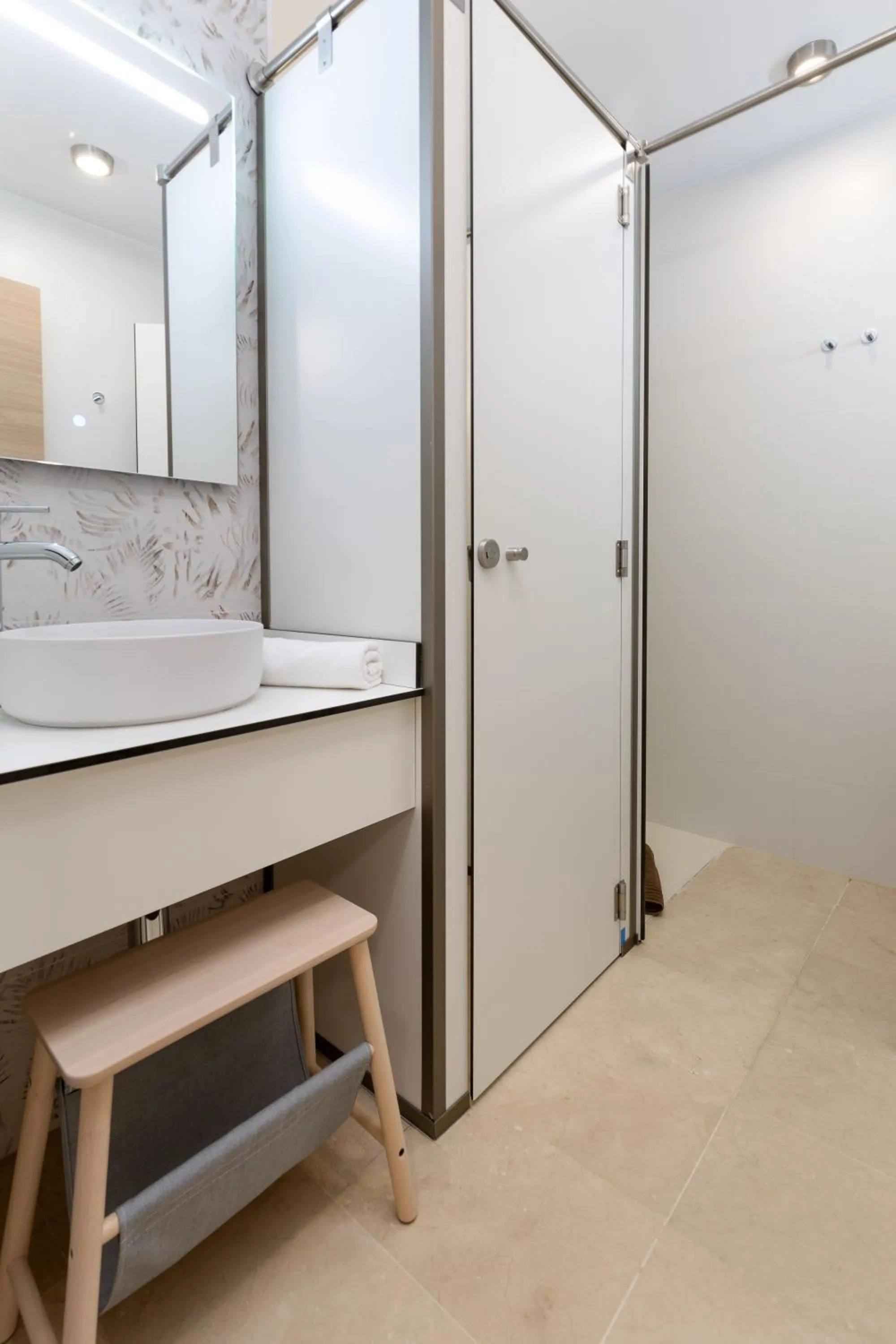 Shower in Travel Habitat La Marina Real