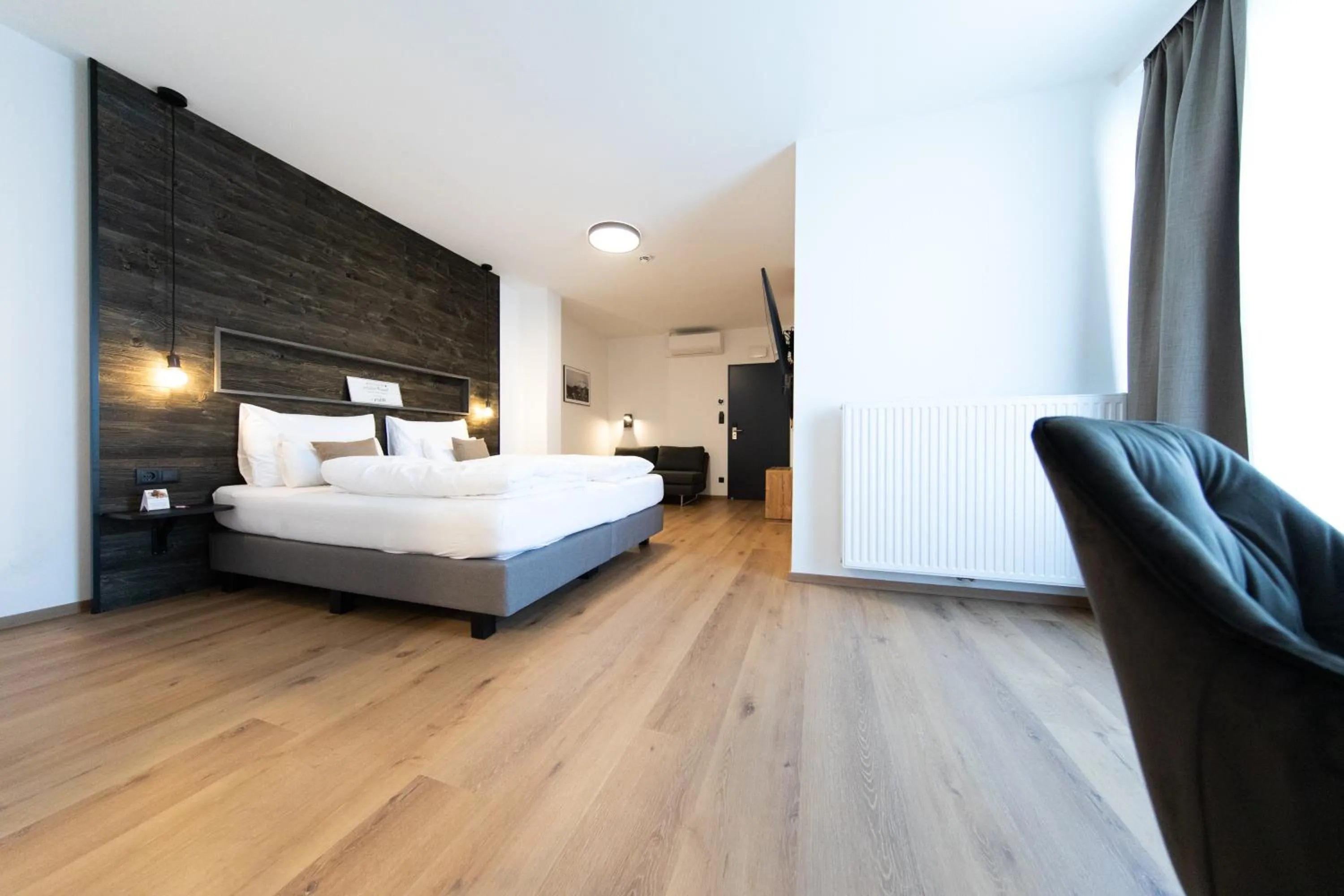 Bed in Self-Check-in Hotel VinoQ Zistersdorf