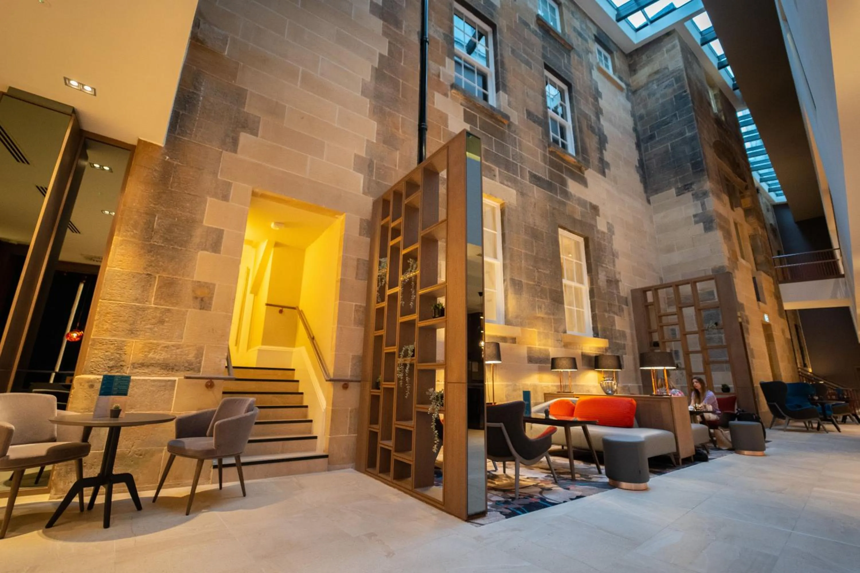 Lounge or bar in Clayton Hotel Glasgow City