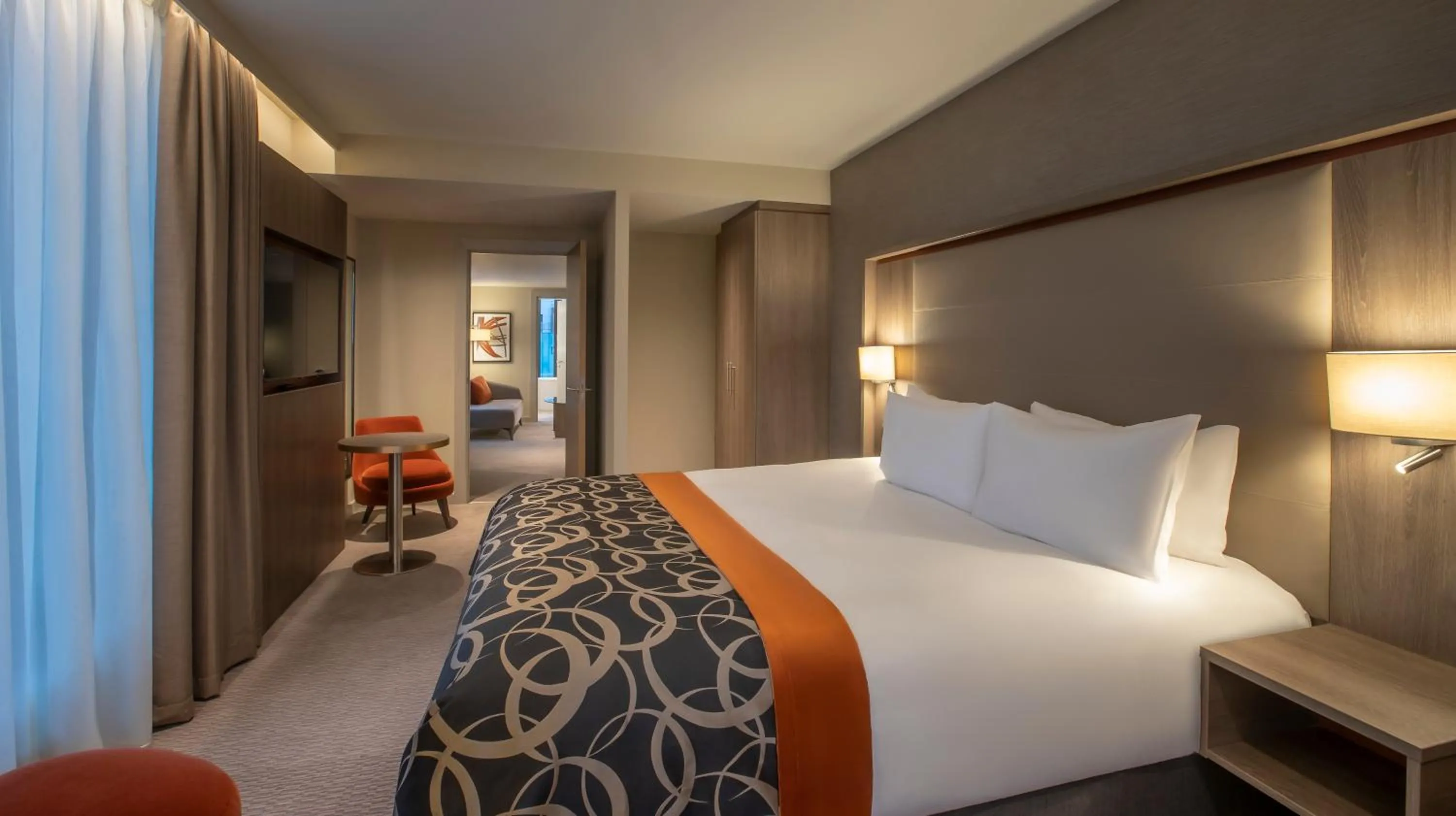 Bedroom, Bed in Clayton Hotel Glasgow City