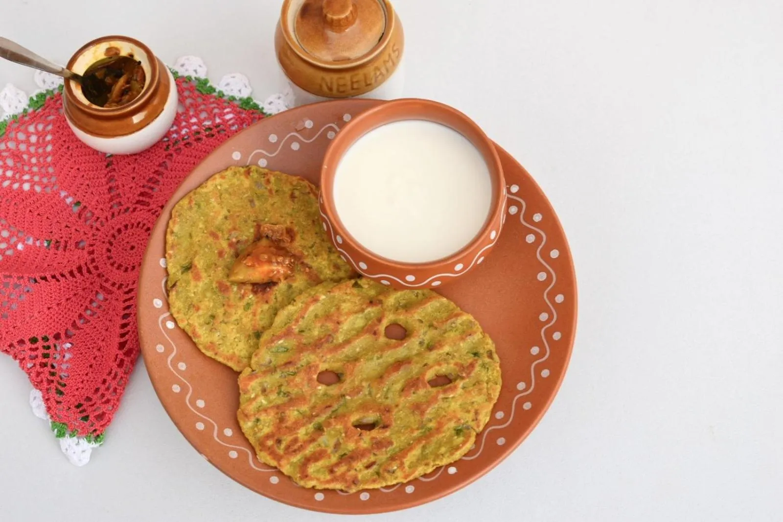 Food and drinks in Hotel Leo Saffron - Pitampura