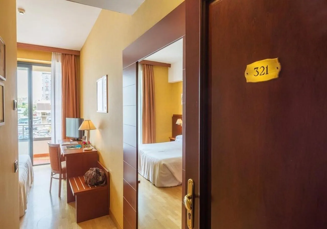 Photo of the whole room, Bed in Hotel Nettuno