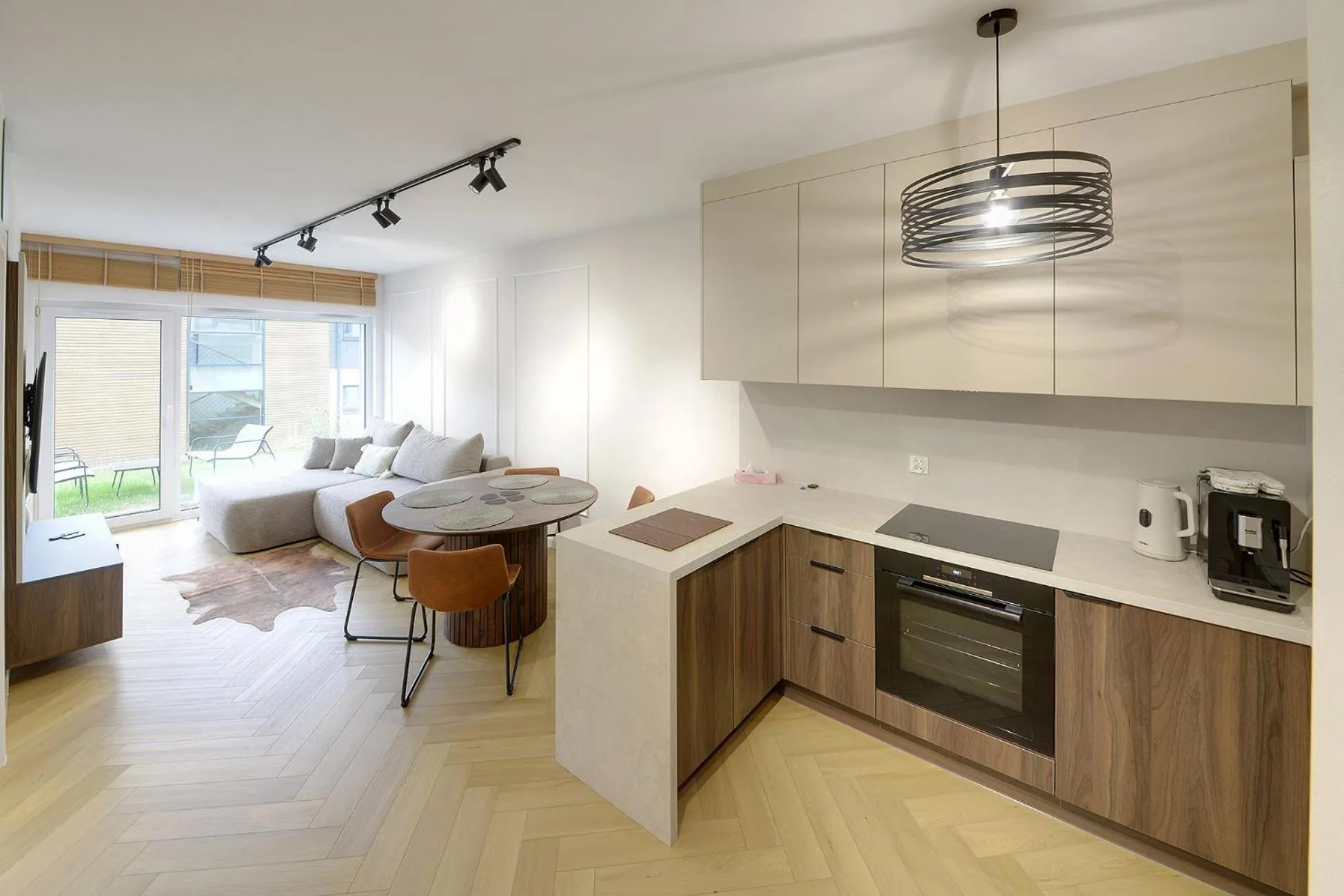 Kitchen or kitchenette in RentPlanet - Apartamenty IzerSKI Resort