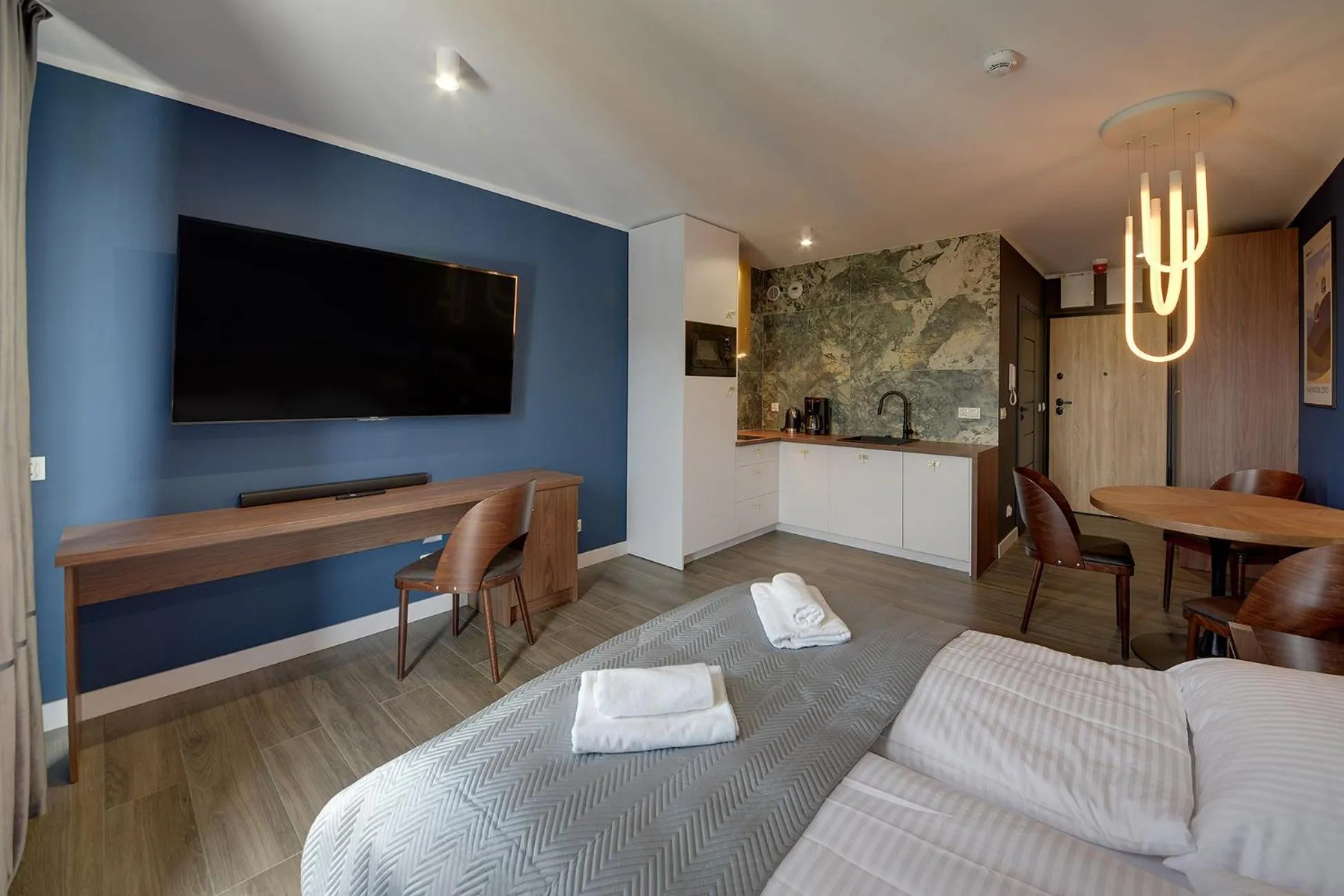 Bed in RentPlanet - Apartamenty IzerSKI Resort