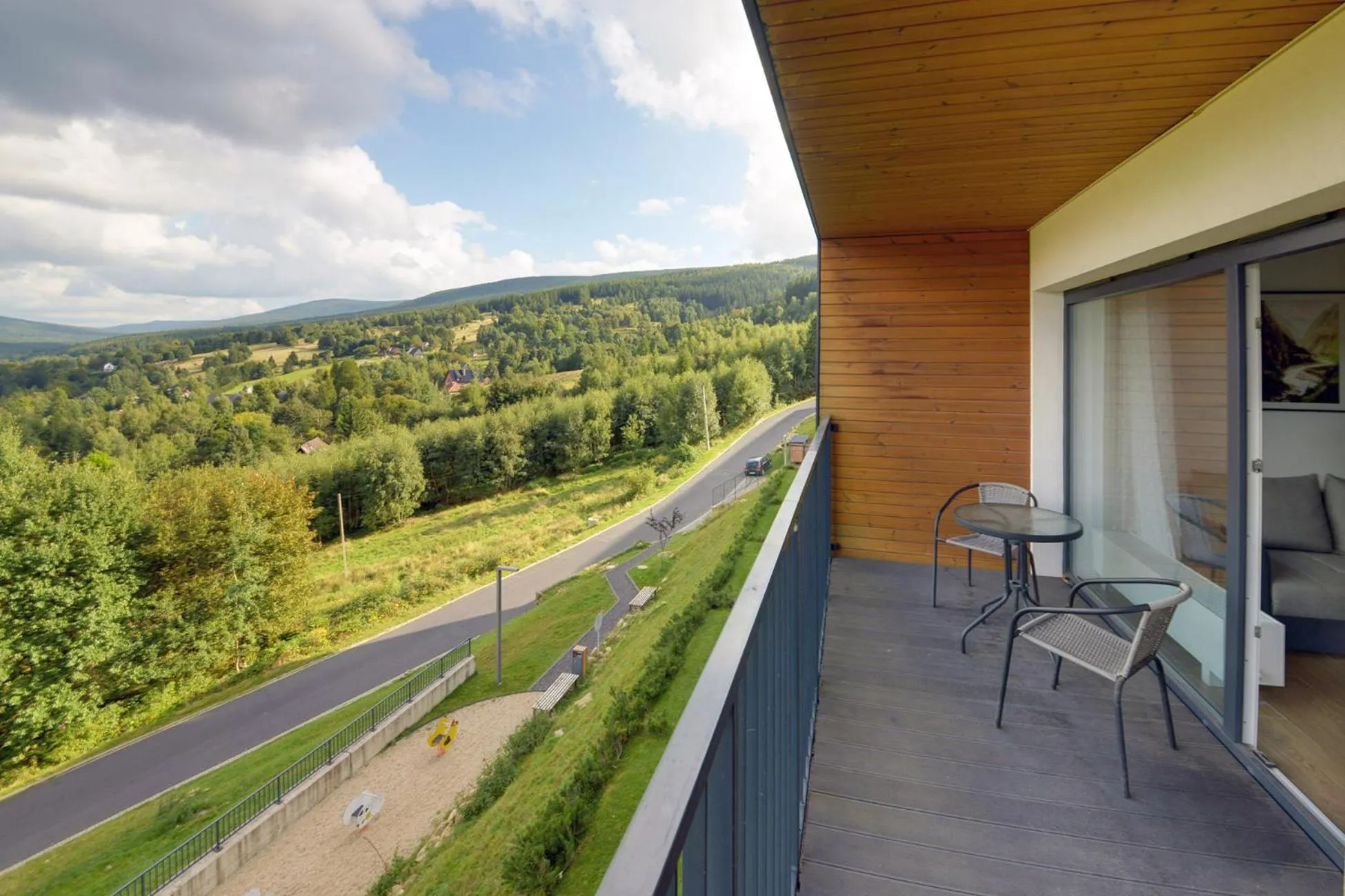 Day in RentPlanet - Apartamenty IzerSKI Resort