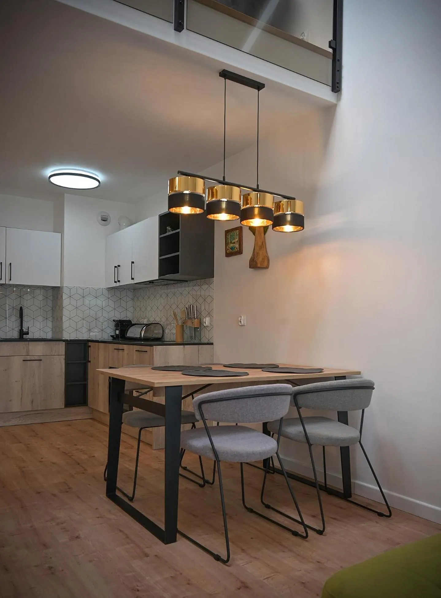 Kitchen or kitchenette in RentPlanet - Apartamenty IzerSKI Resort