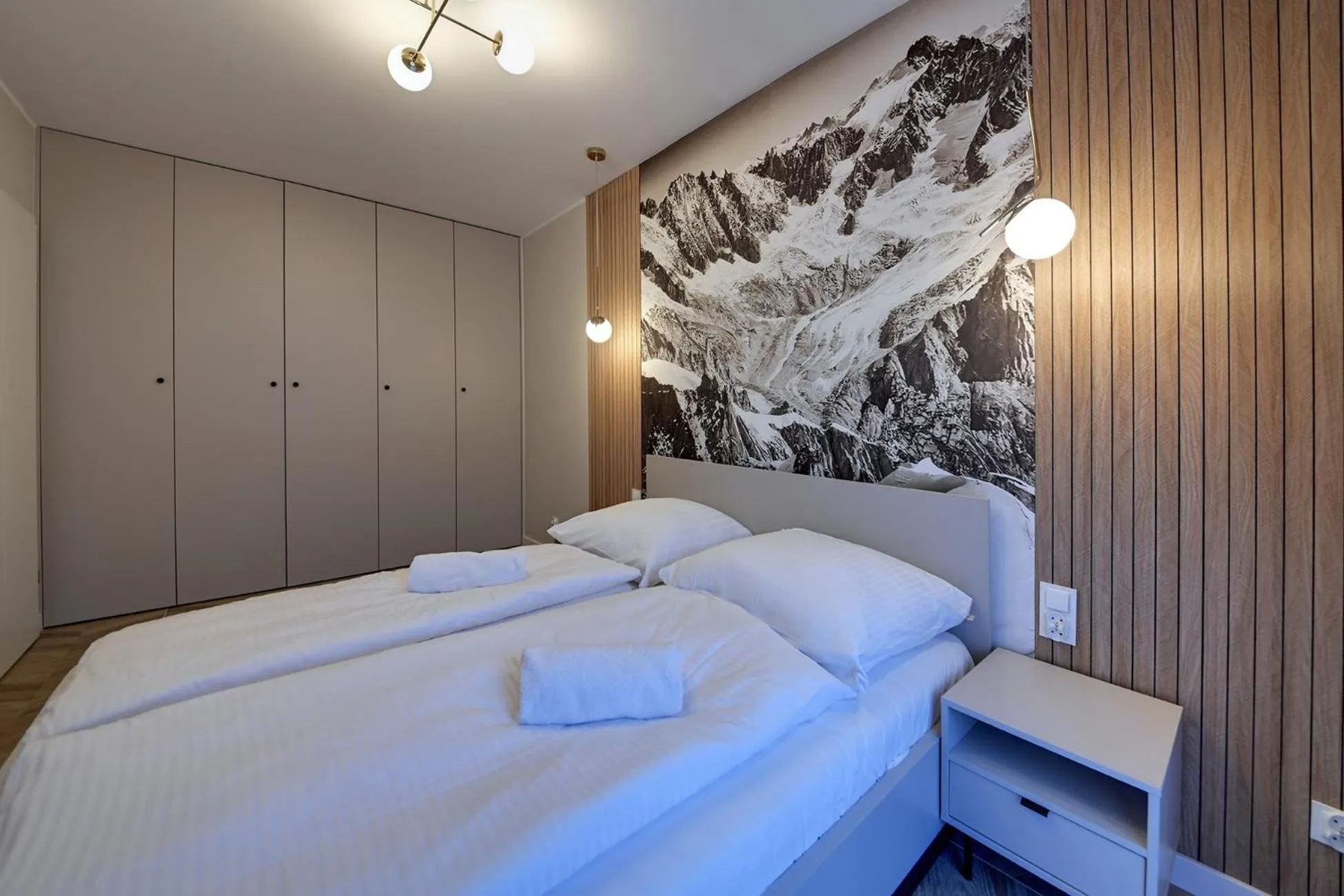 Bed in RentPlanet - Apartamenty IzerSKI Resort