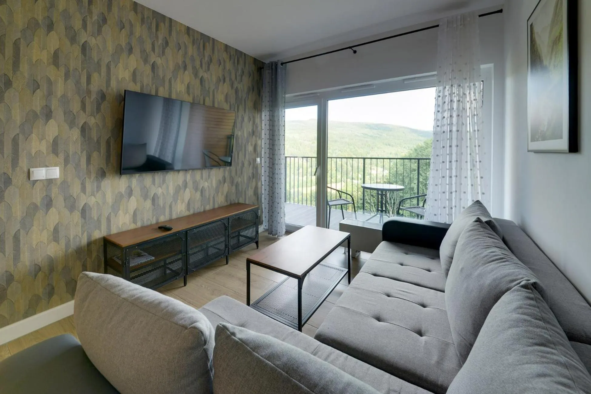 TV and multimedia in RentPlanet - Apartamenty IzerSKI Resort