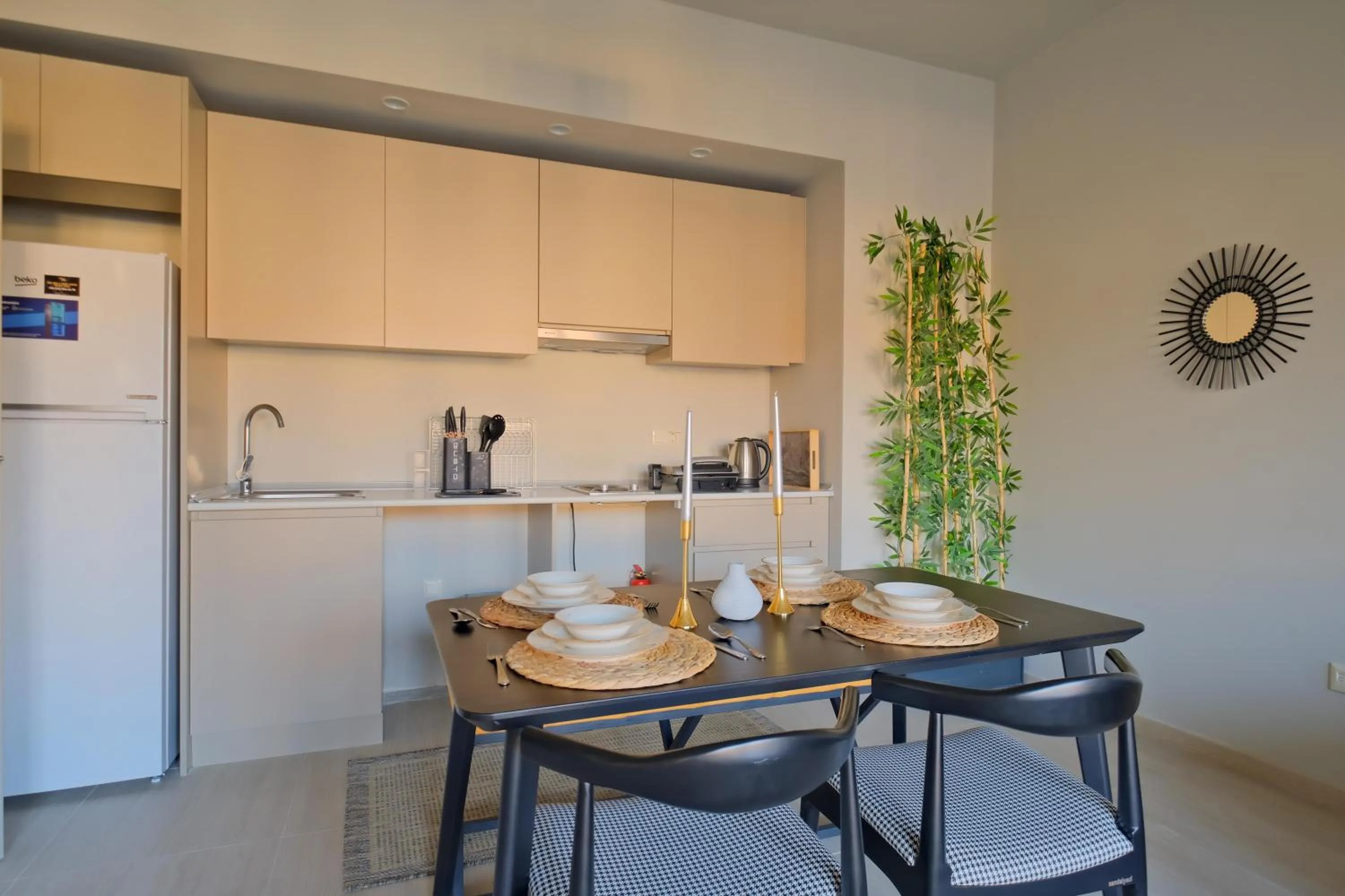 Dining area in New Inn Hotel Cadde 54 Mall