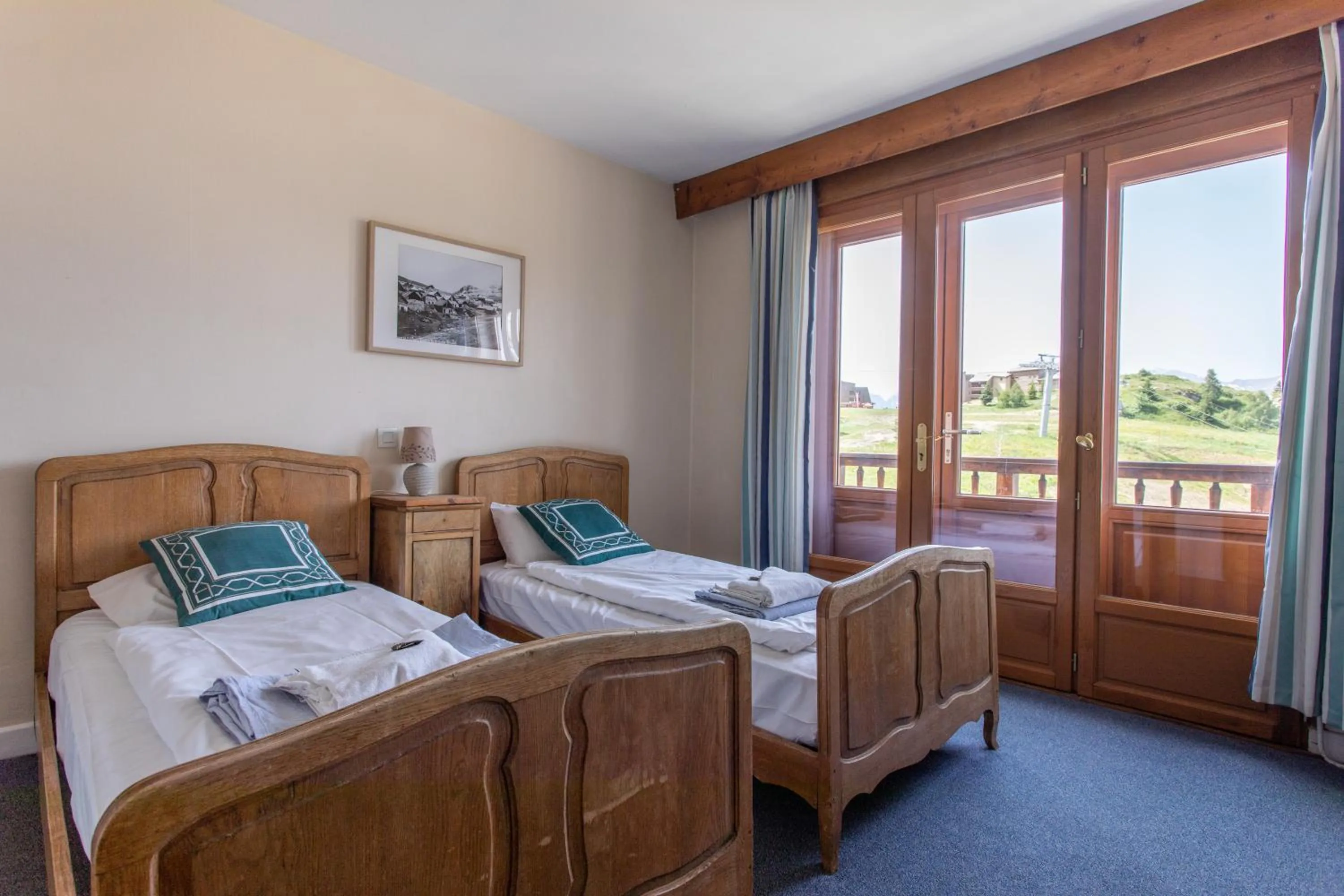 Bed in Hotel le Chamois