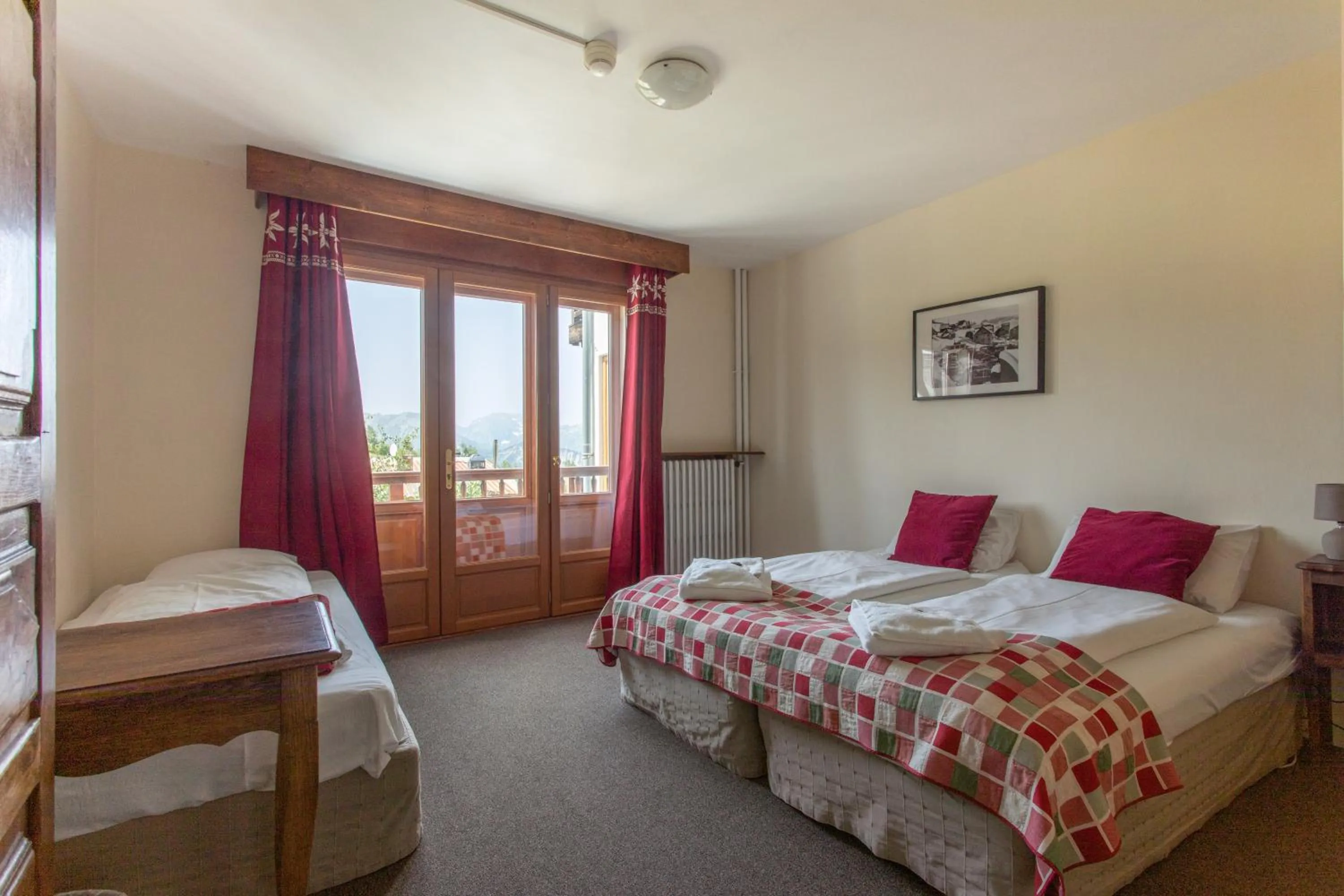 Bed in Hotel le Chamois