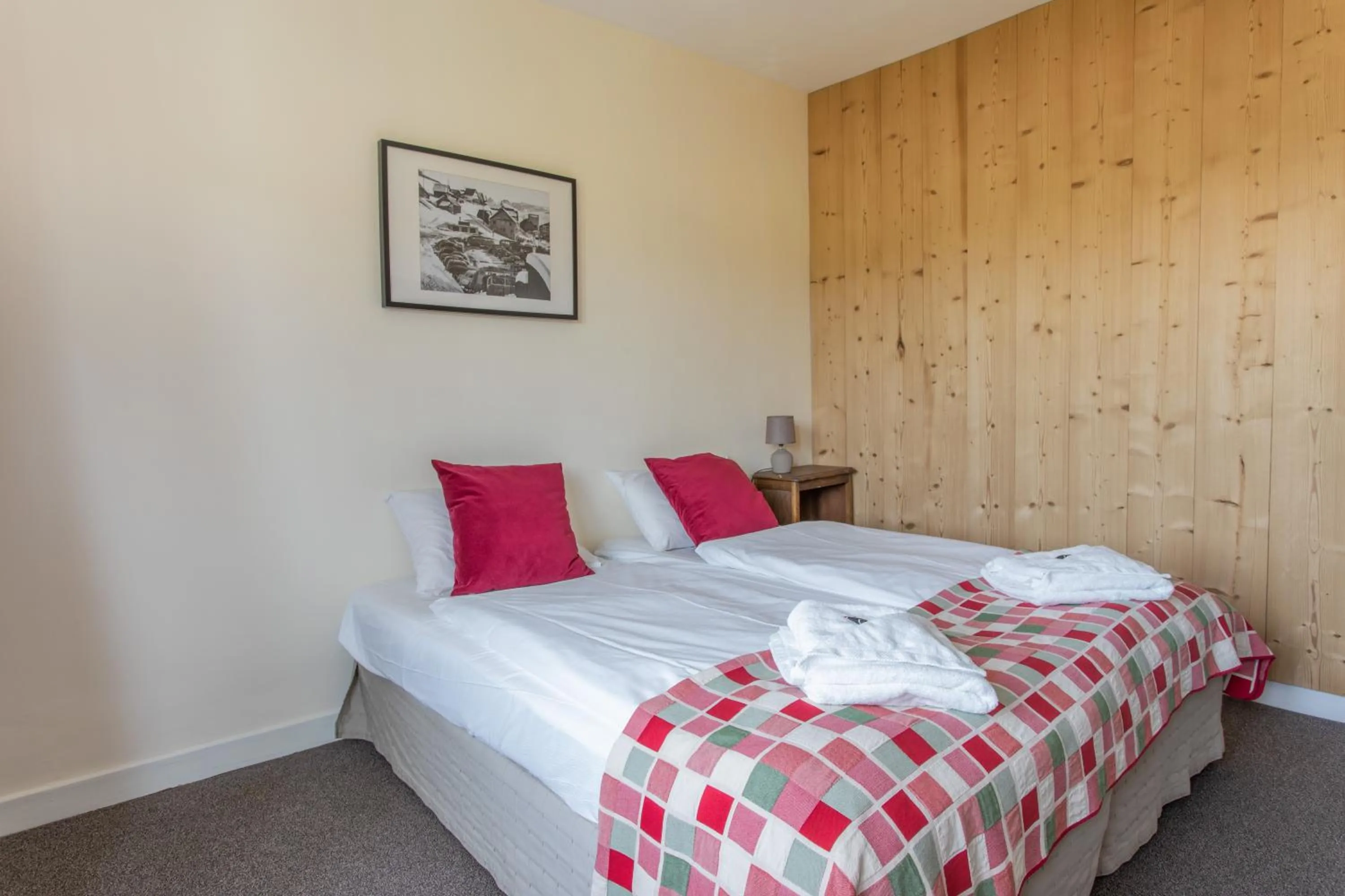 Bed in Hotel le Chamois