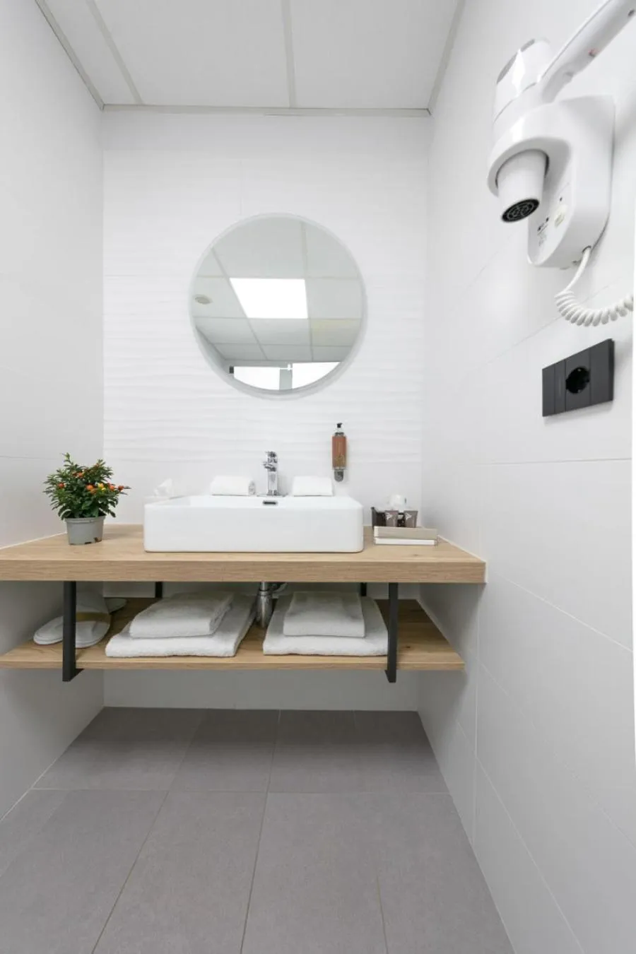 Bathroom in Break Hotel