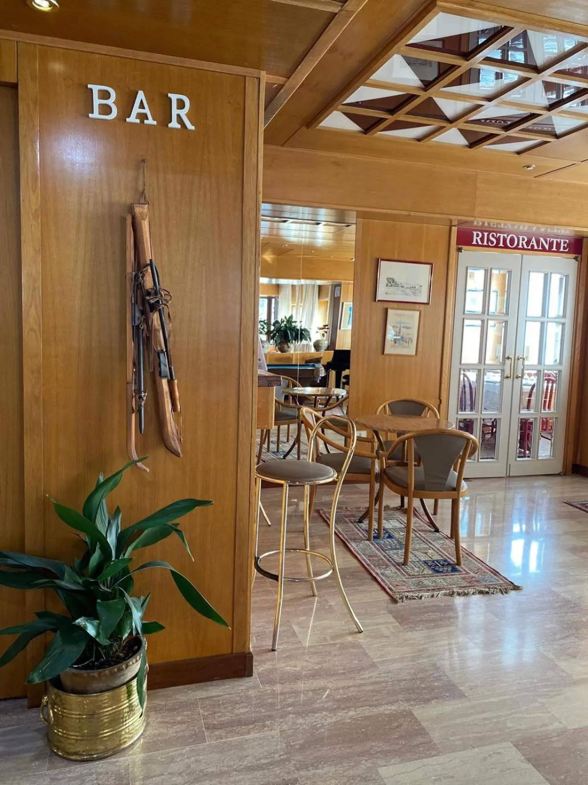 Lounge or bar in Hotel Sila
