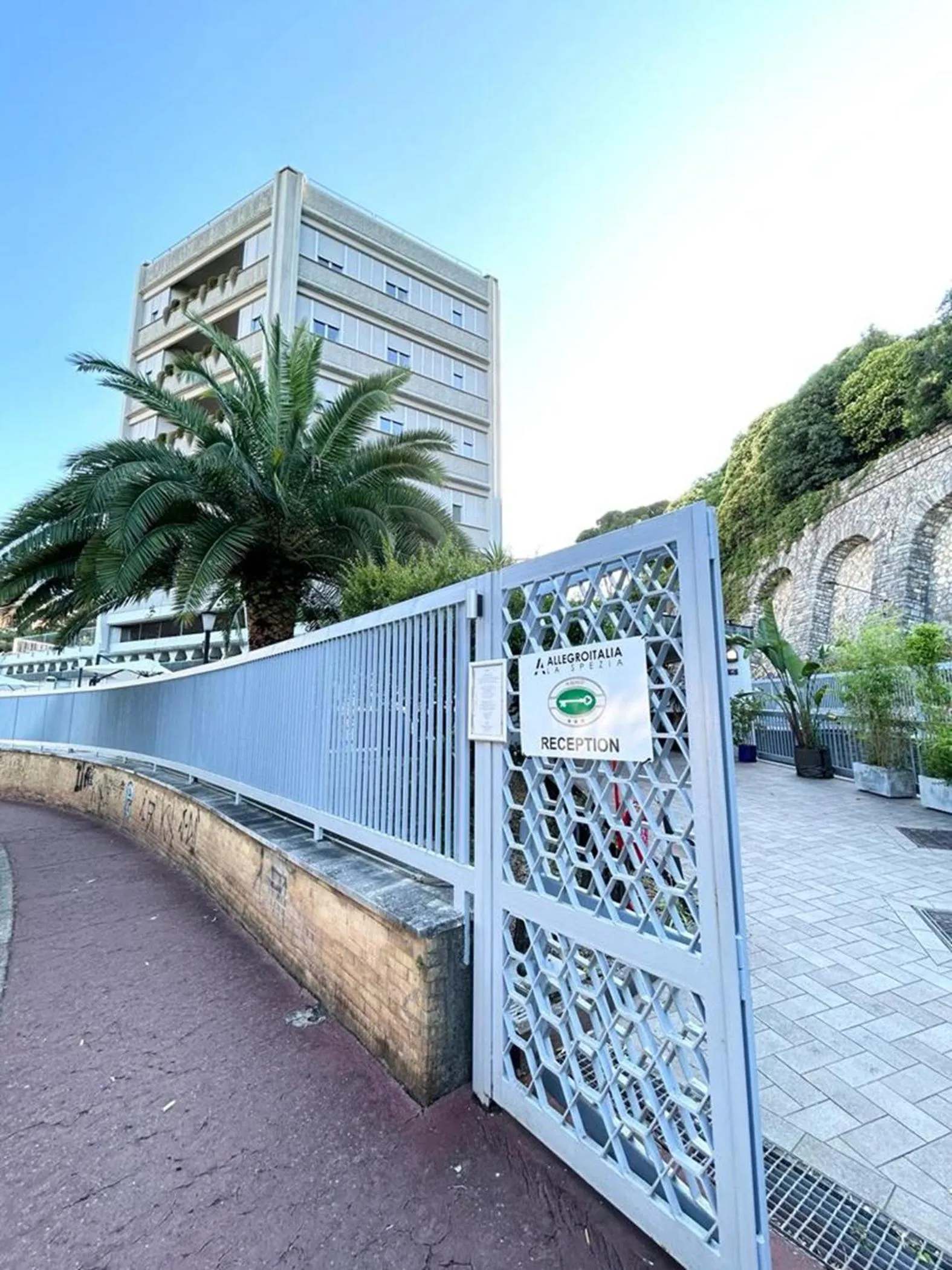 Property building in Allegroitalia La Spezia 5 Terre