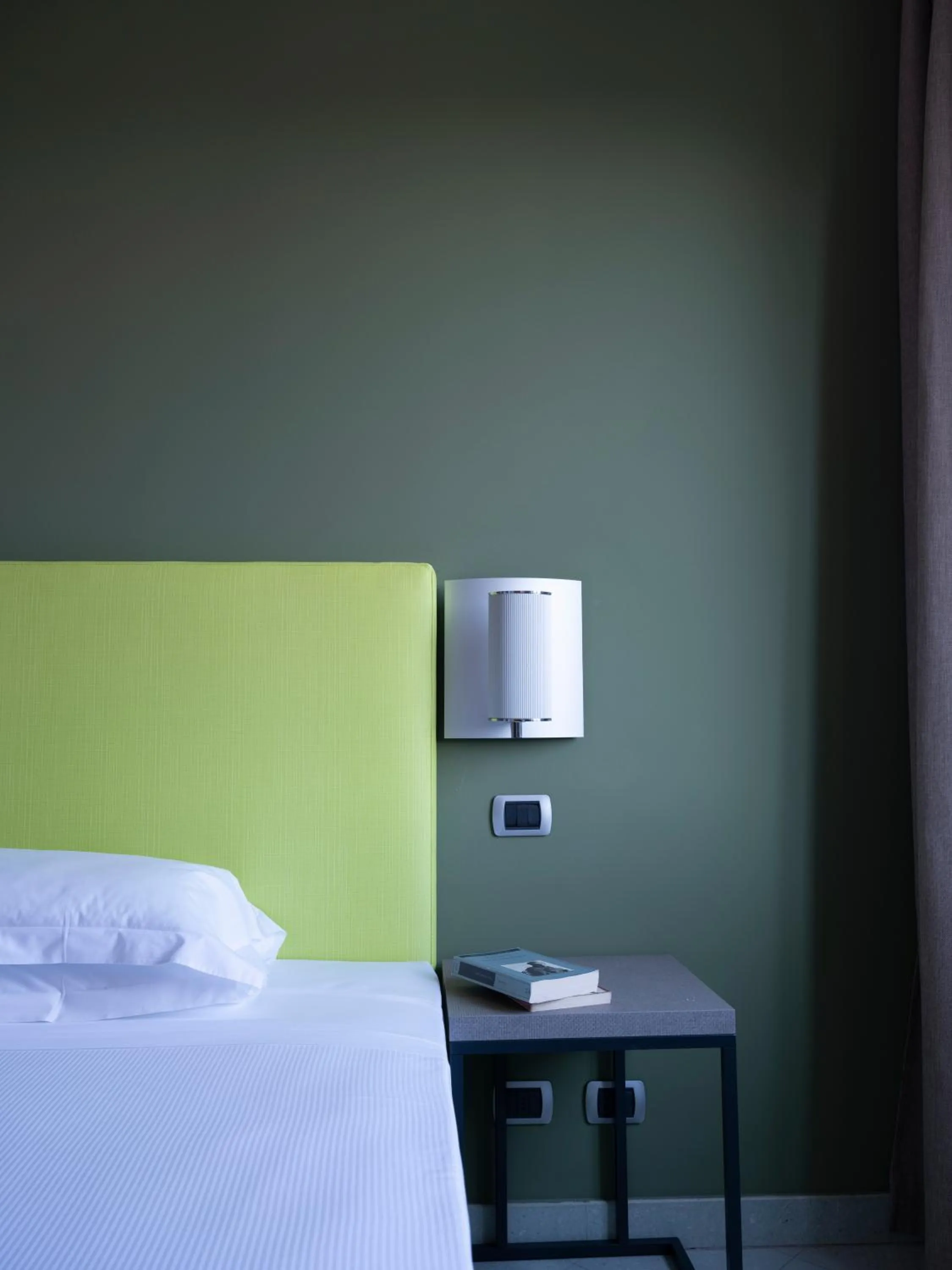 Photo of the whole room, Bed in Allegroitalia La Spezia 5 Terre