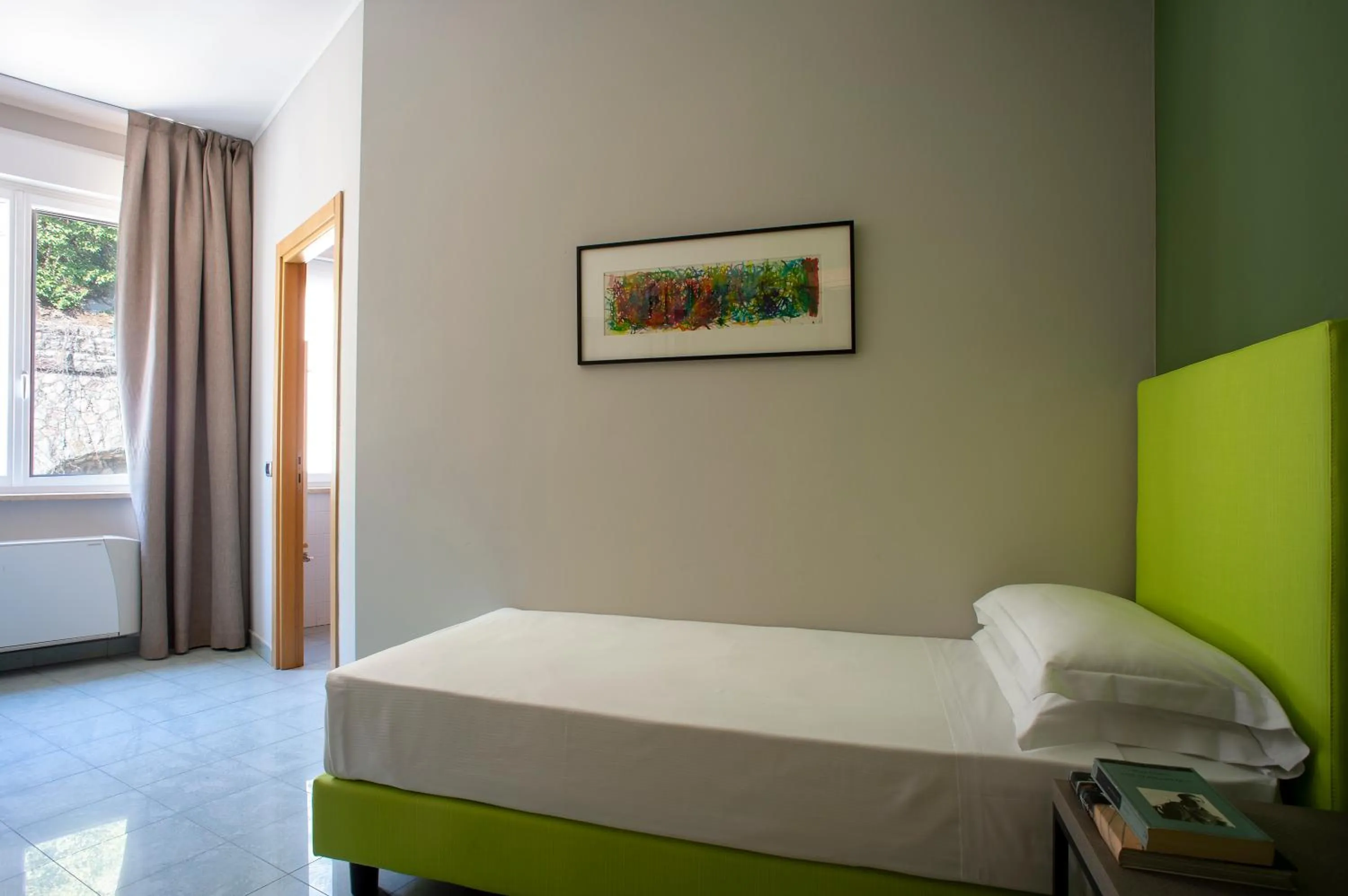 Photo of the whole room, Bed in Allegroitalia La Spezia 5 Terre