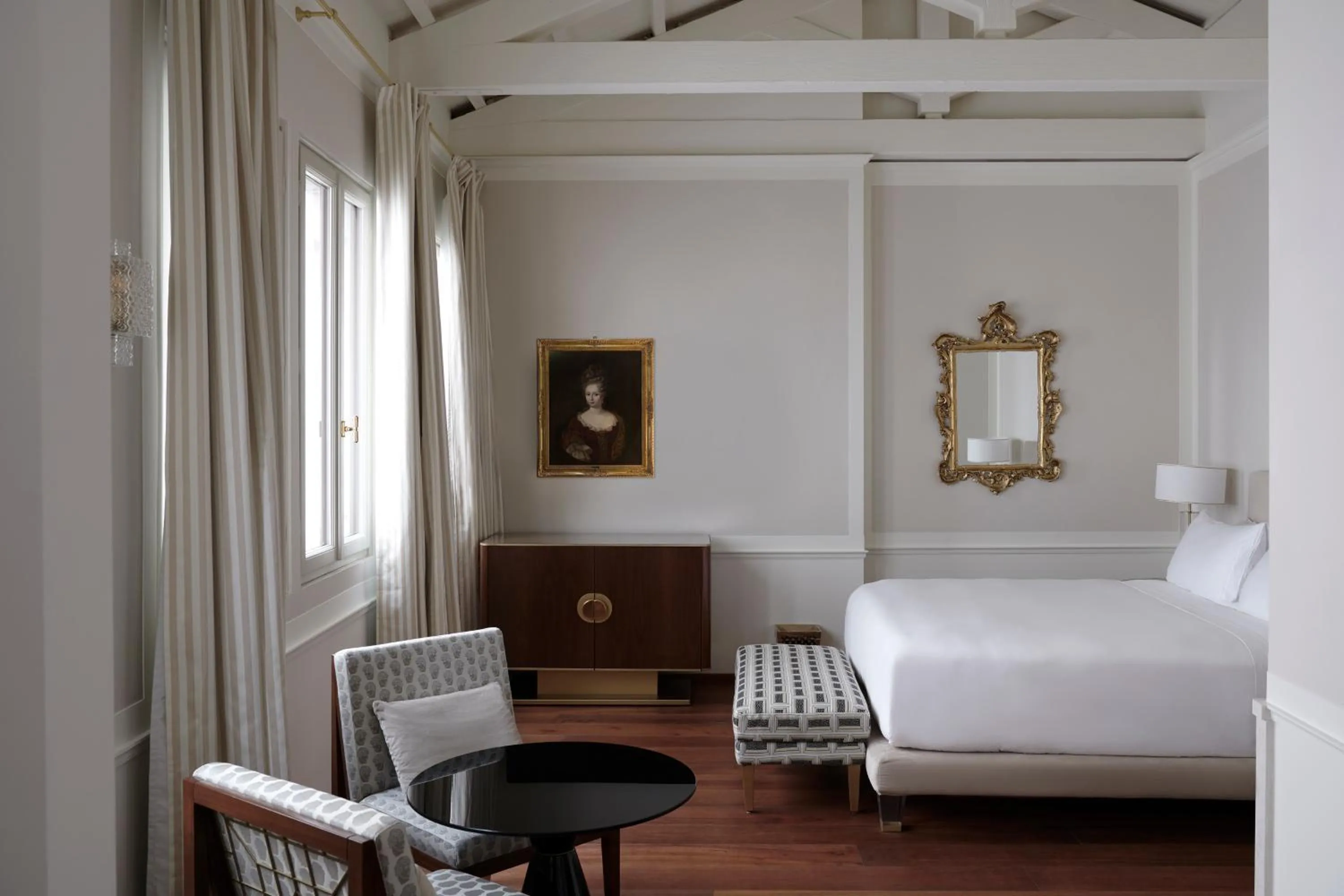 Bed in Violino d'Oro Venezia