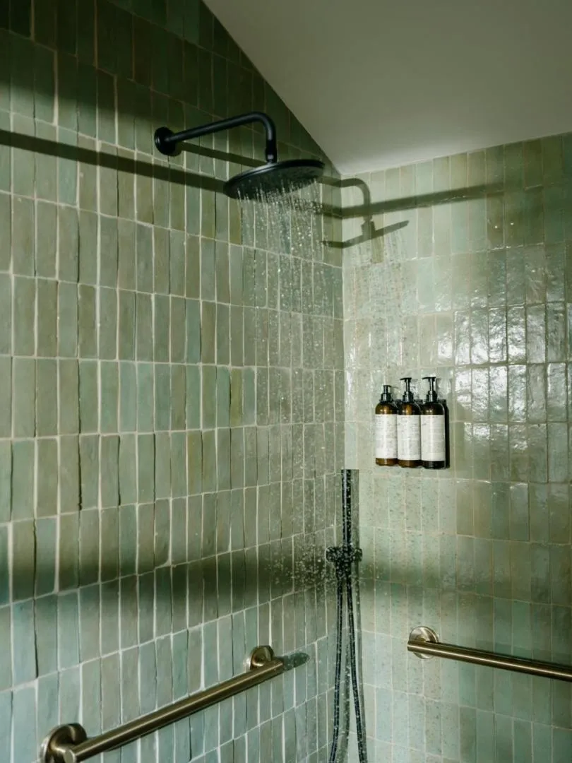 Shower in Dawn Ranch